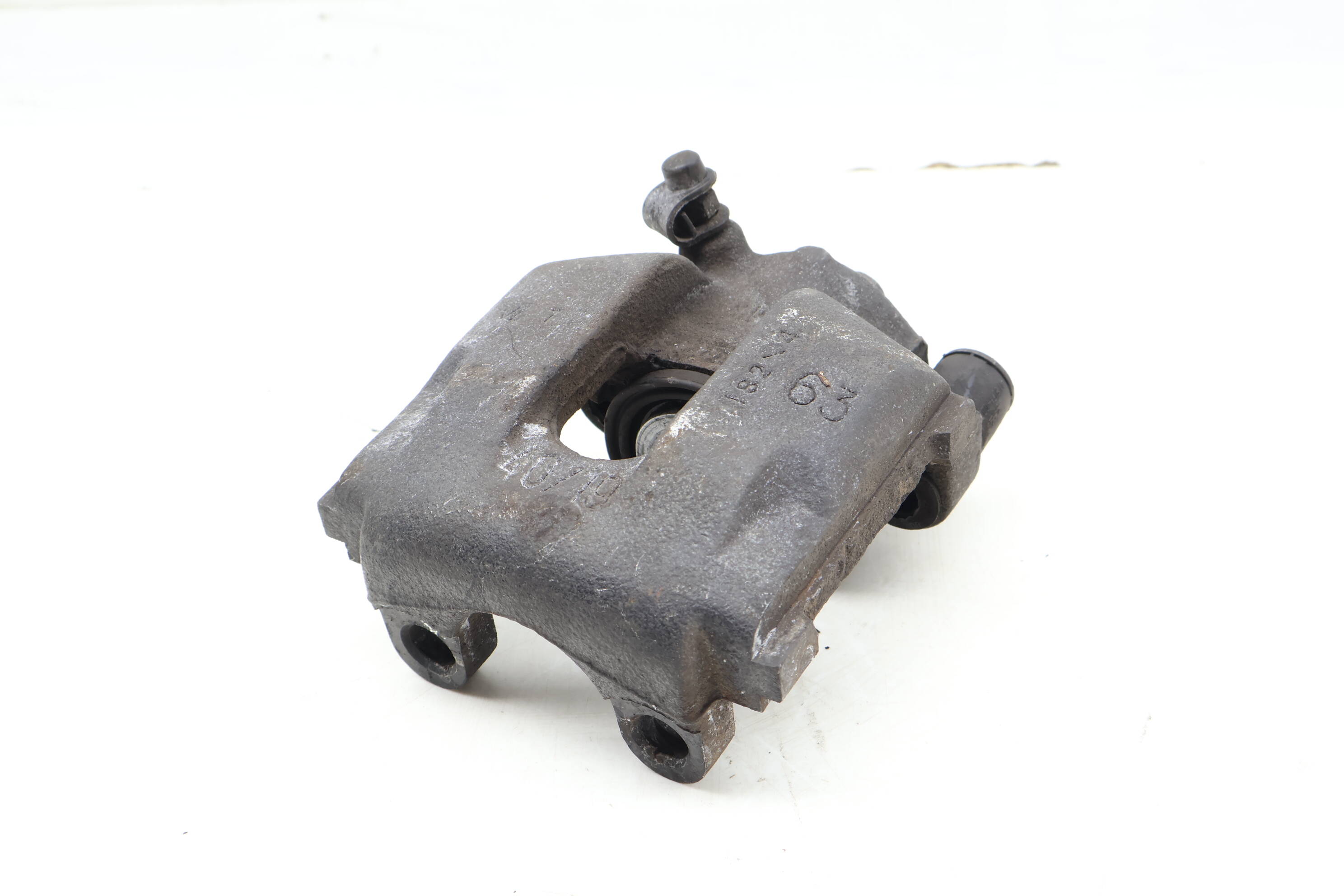 Brake&#x20;Caliper&#x20;34216758135