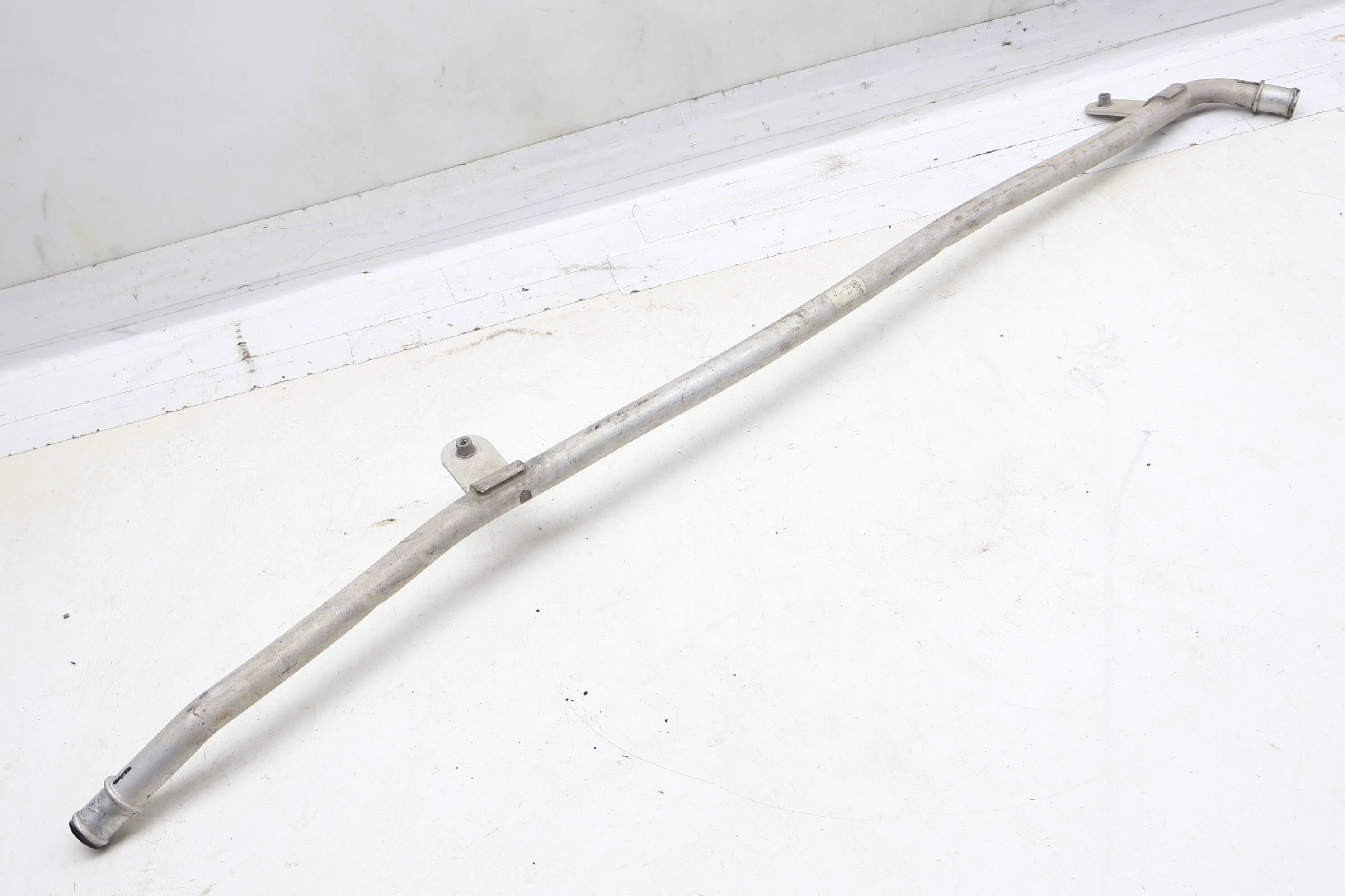 Coolant Line / Pipe / Tube 4M0121070G