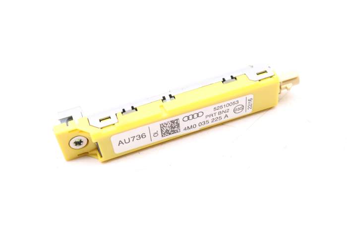 Upper Antenna Booster 4M0035225A main product photo