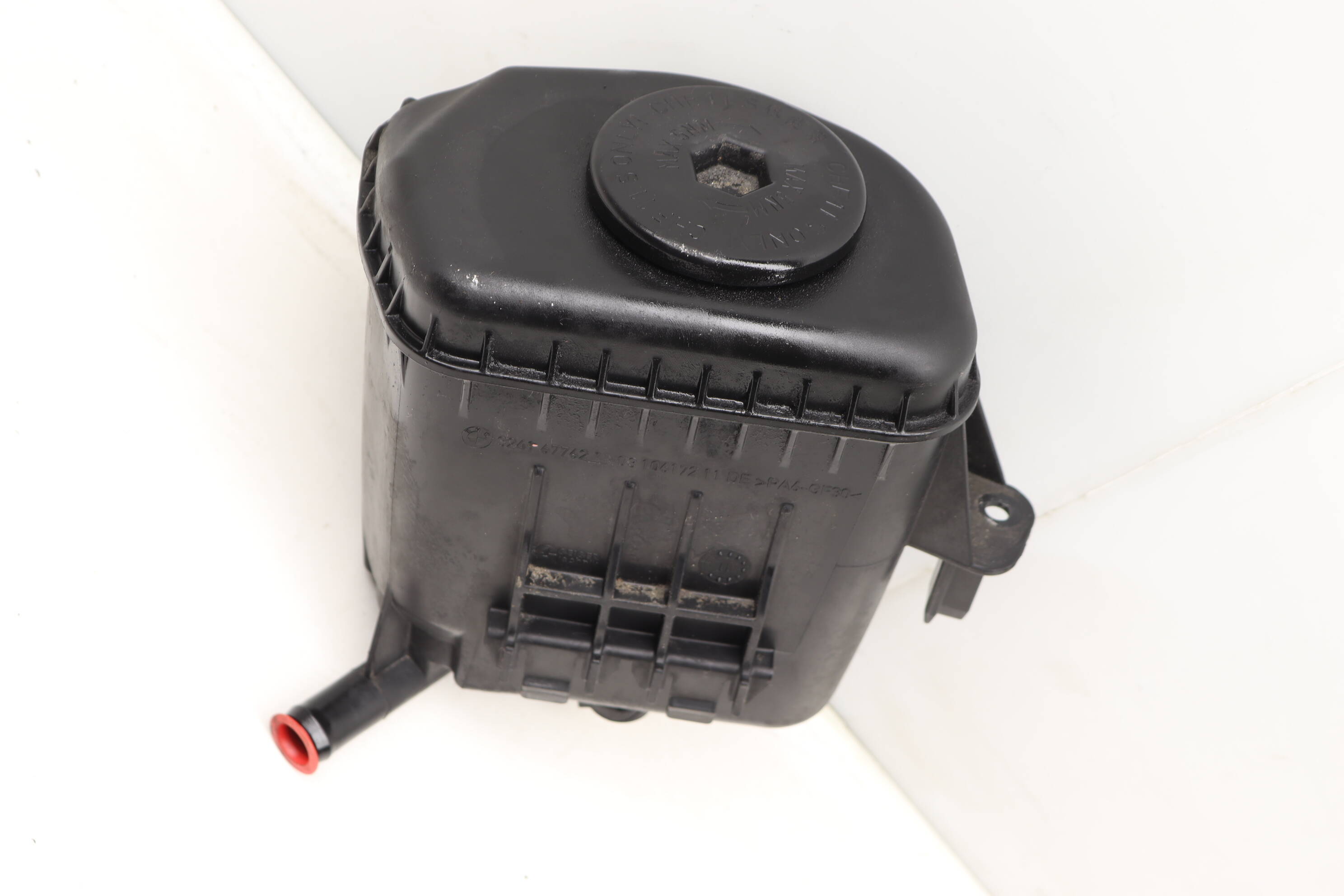 Power Steering Reservoir / Tank 32416776239