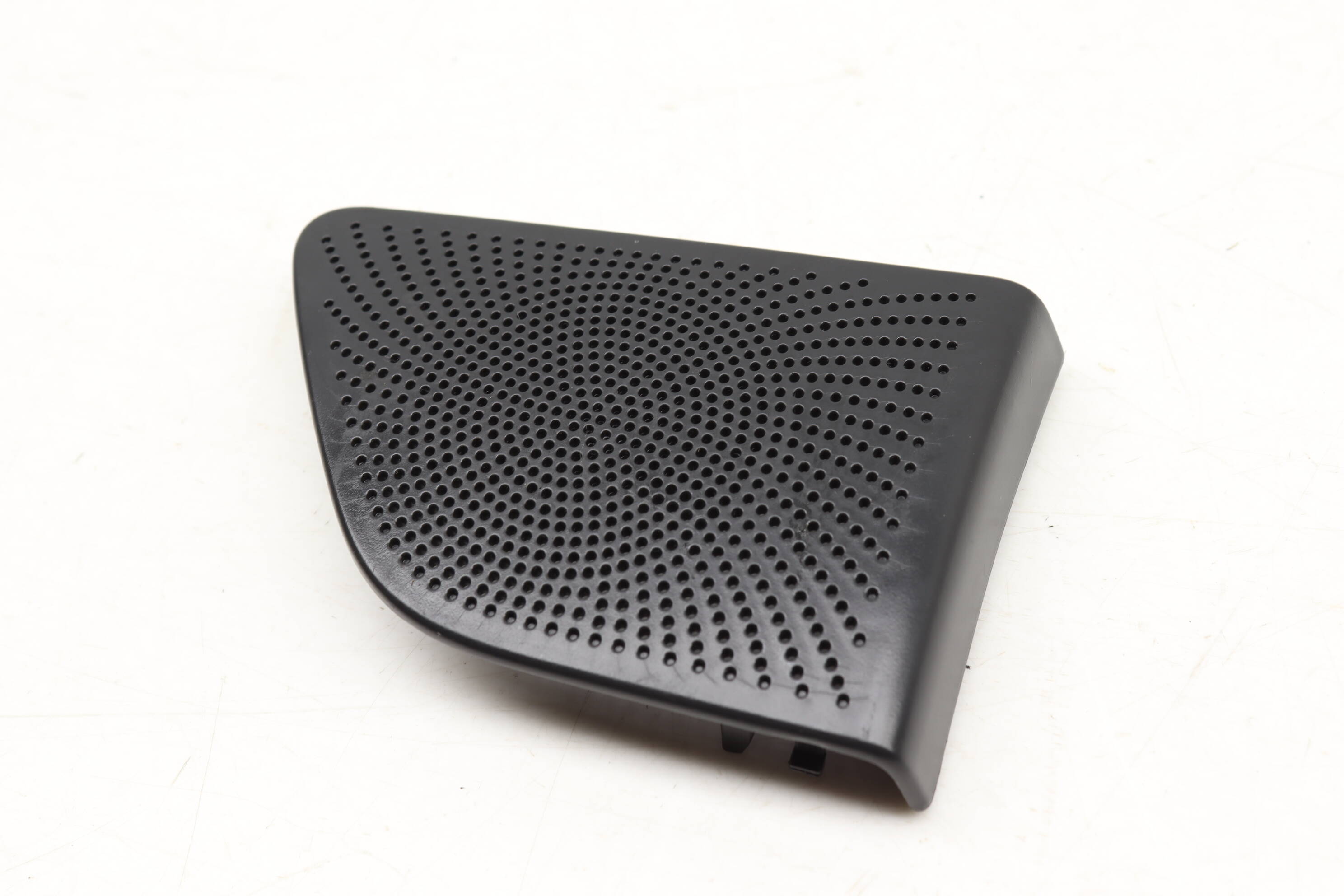 Door Tweeter Speaker Grille / Cover 8R0035410A