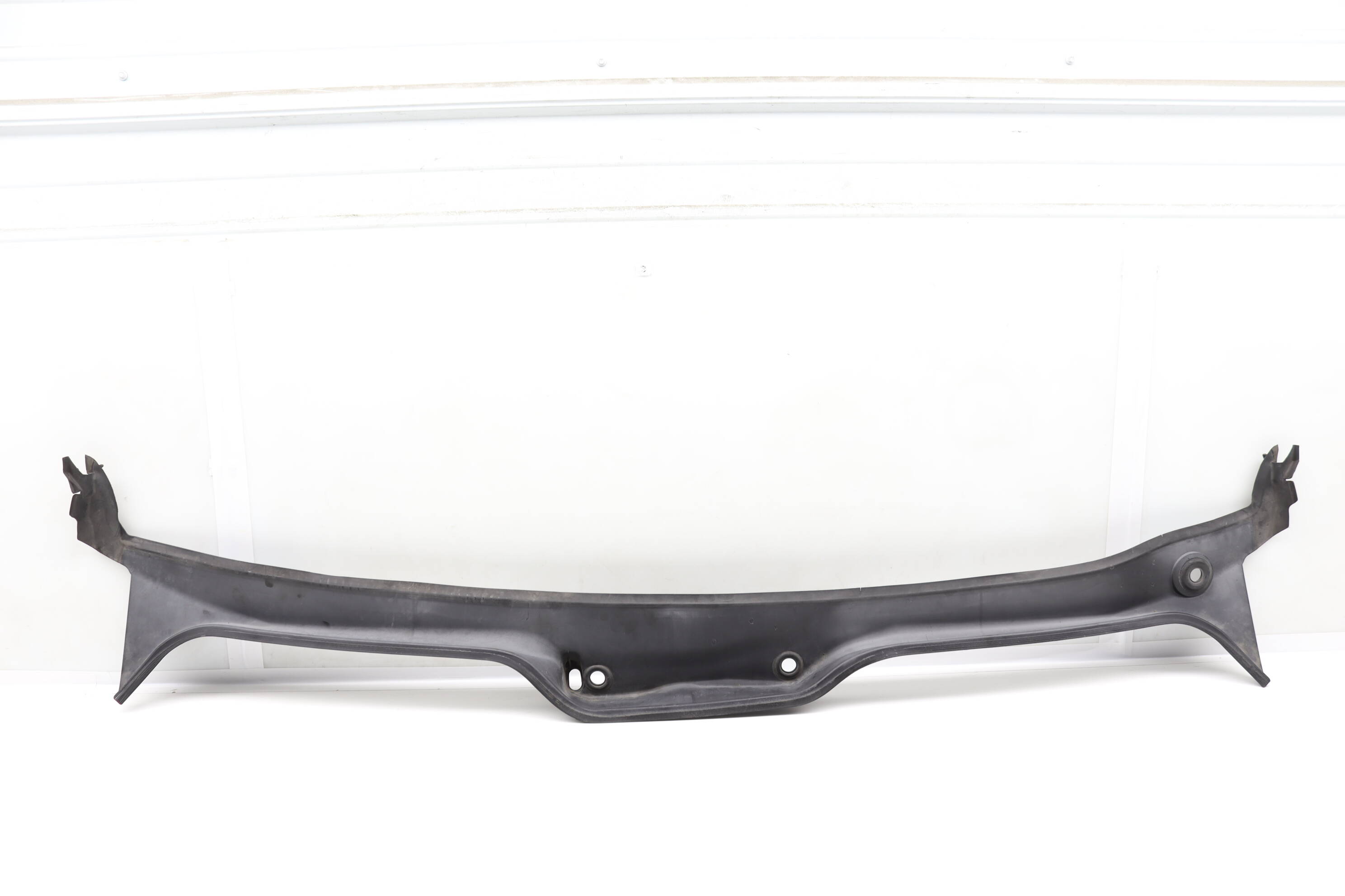 BMW Windshield Cowl / Rain Tray 51717065284