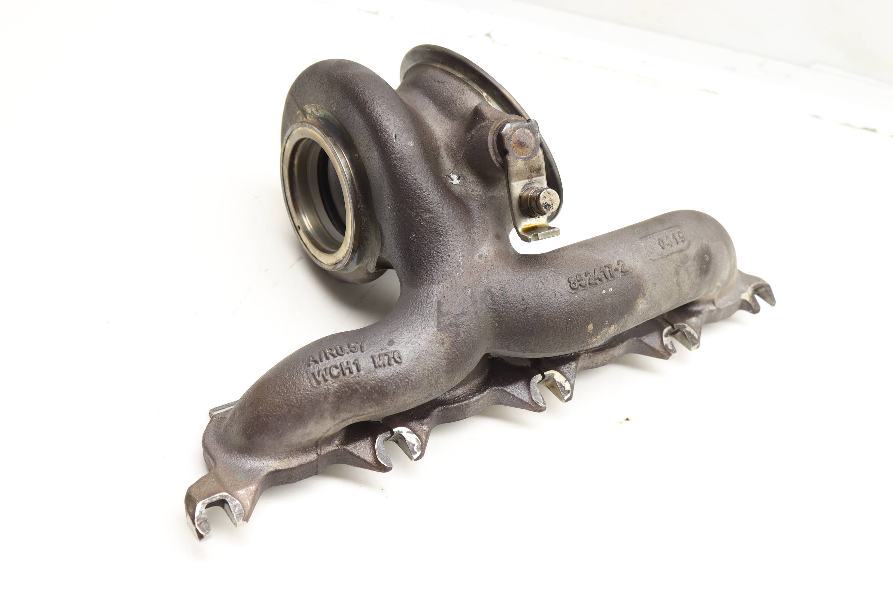 Turbo / Turbocharger Exhaust Manifold 11658631904