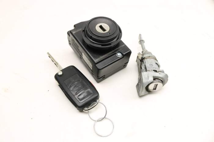 Ignition Switch / Cylinder W/ Key 3D0905865H main product photo