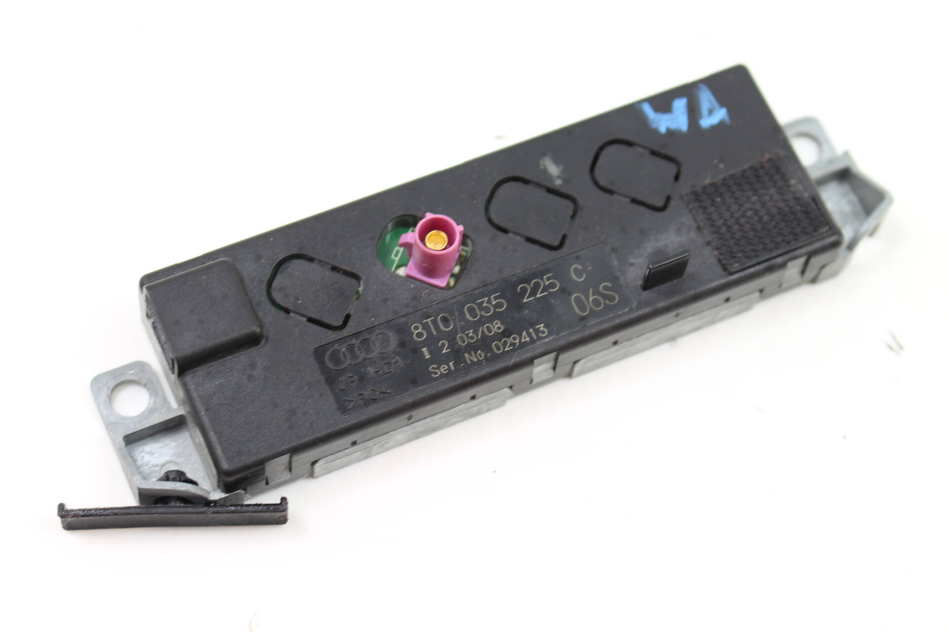 Antenna Booster 8T0035225C