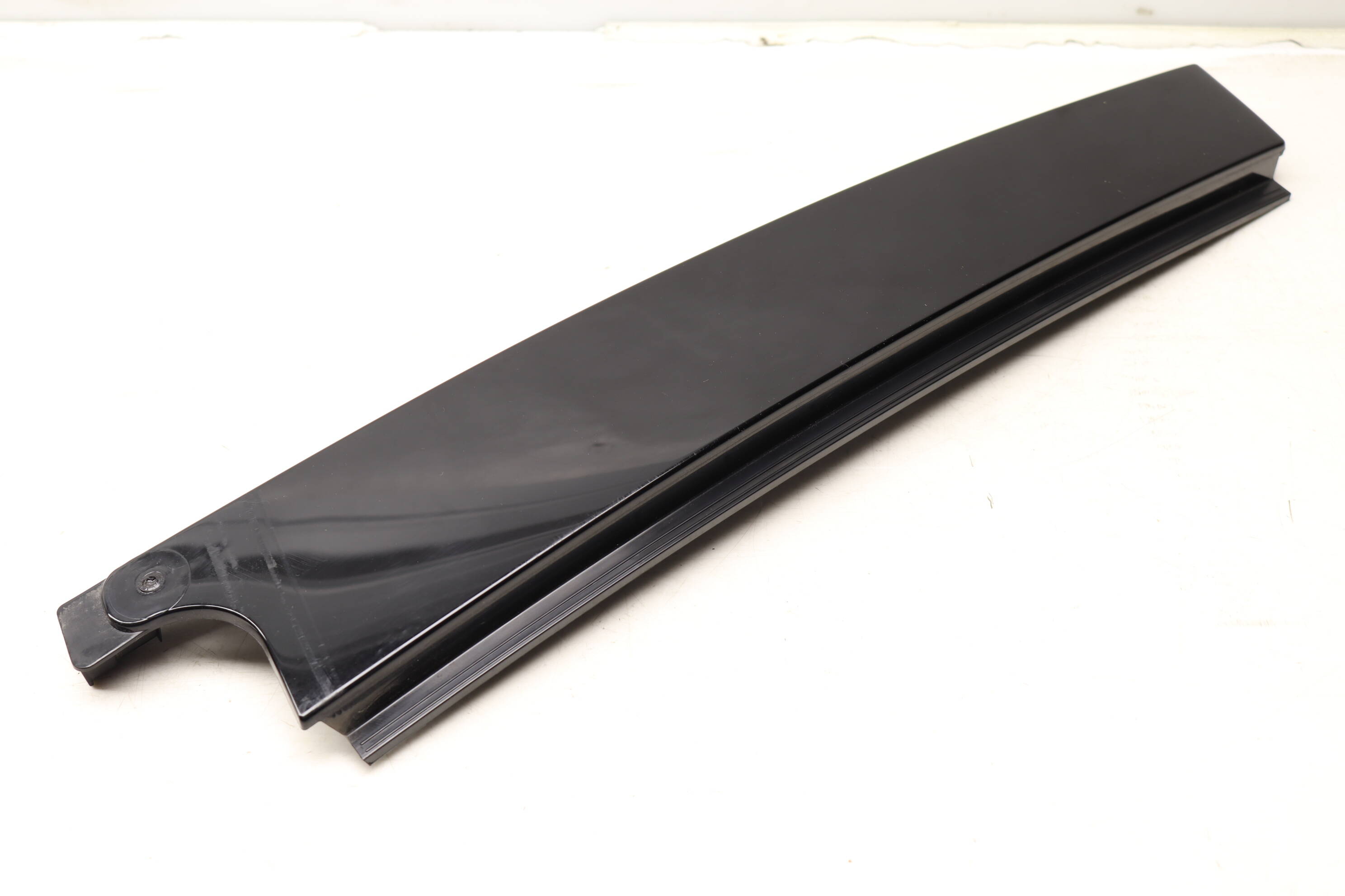 Exterior B Pillar Trim / Cover 5GM839902A