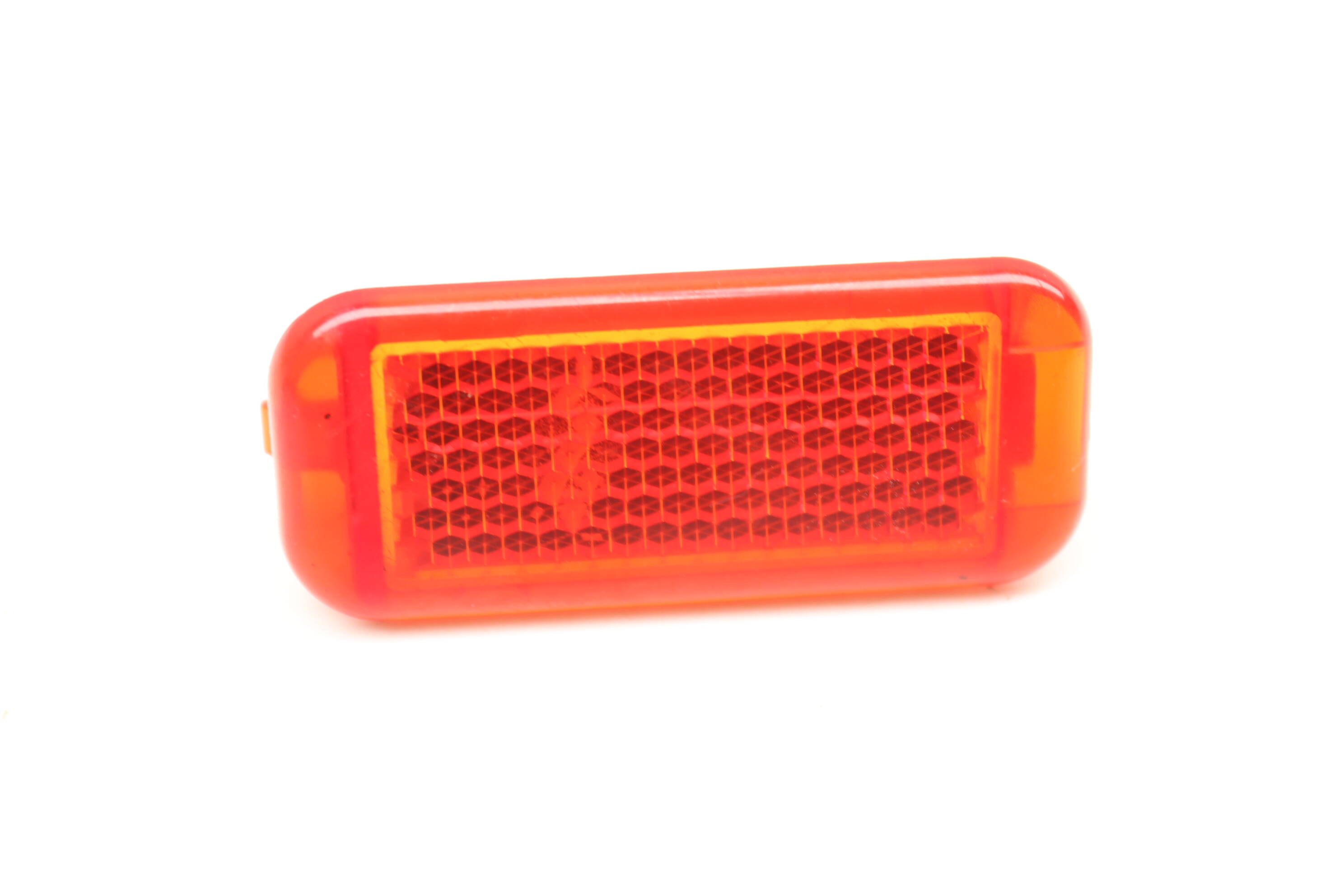 Red Door Panel Light 8P0947412