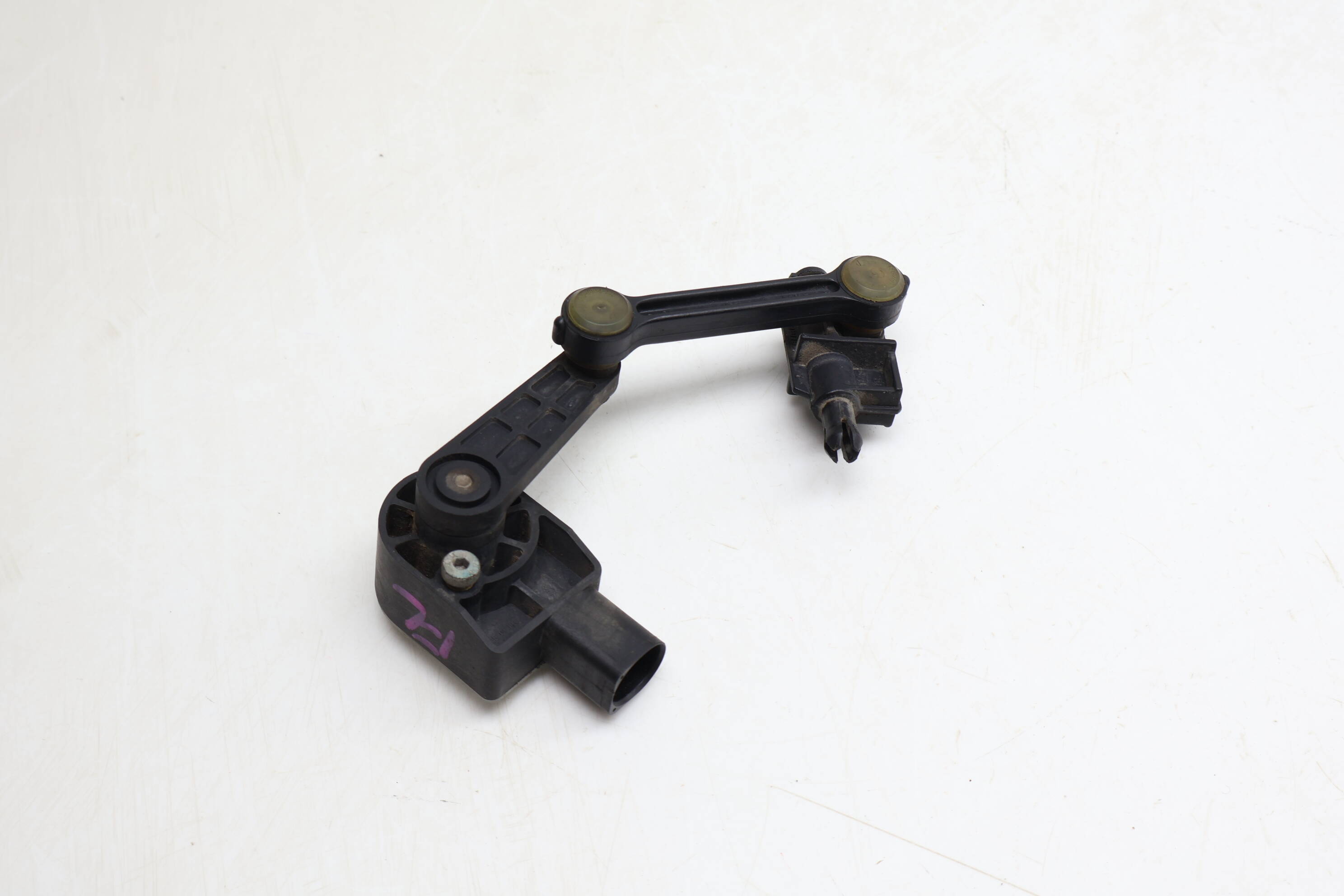 Headlight Leveling Sensor 7L6616213