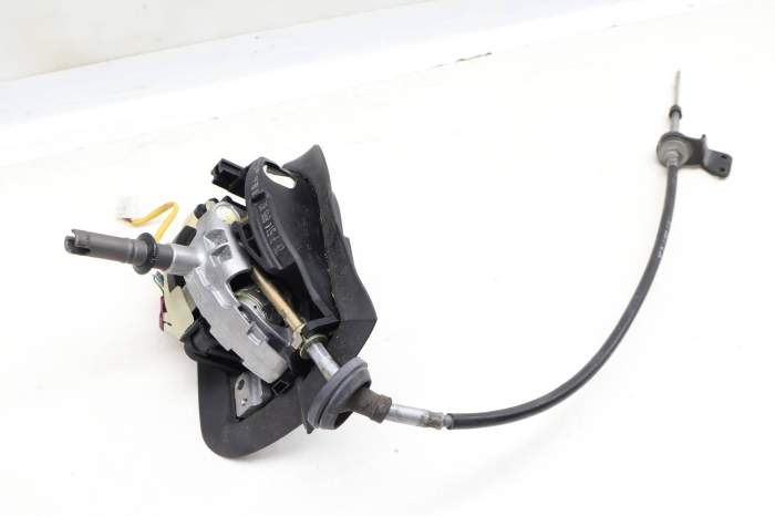 Automatic Gear Shifter Knob Assembly 25167514885 main product photo