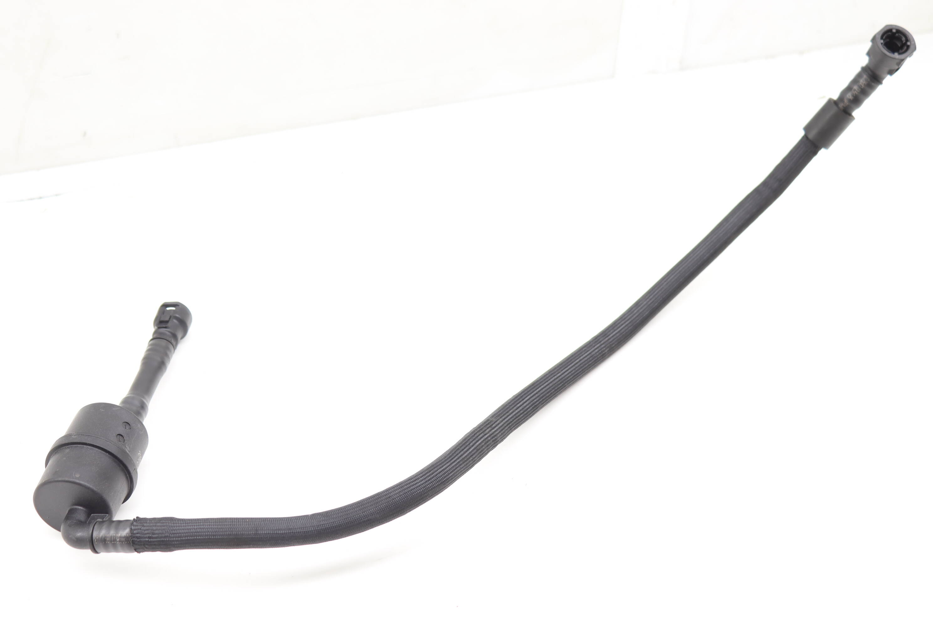 BMW Fuel Tank Breather Line / Hose 13908663978