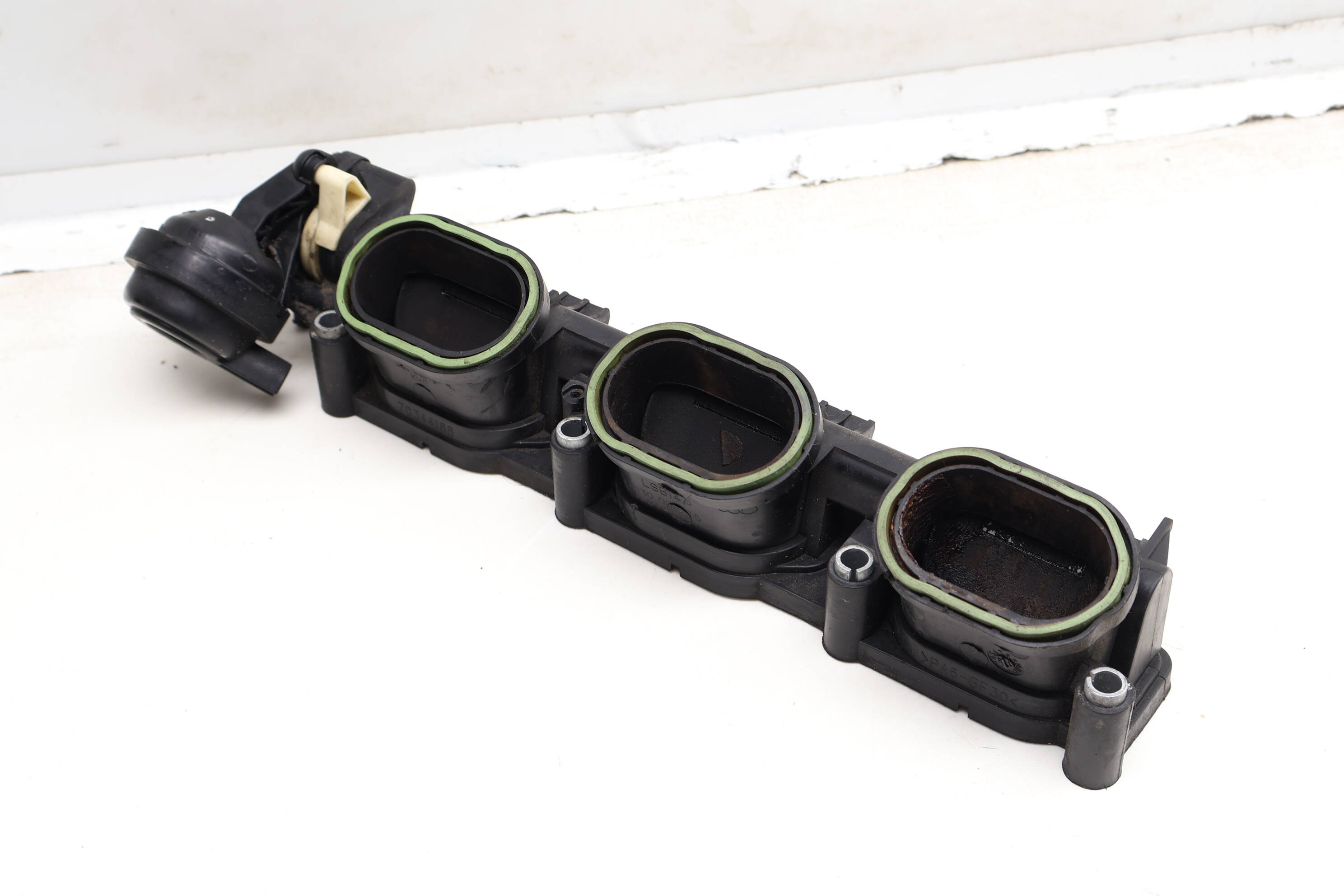 Lower Intake Manifold Air Distribution Housing 06E133109AS