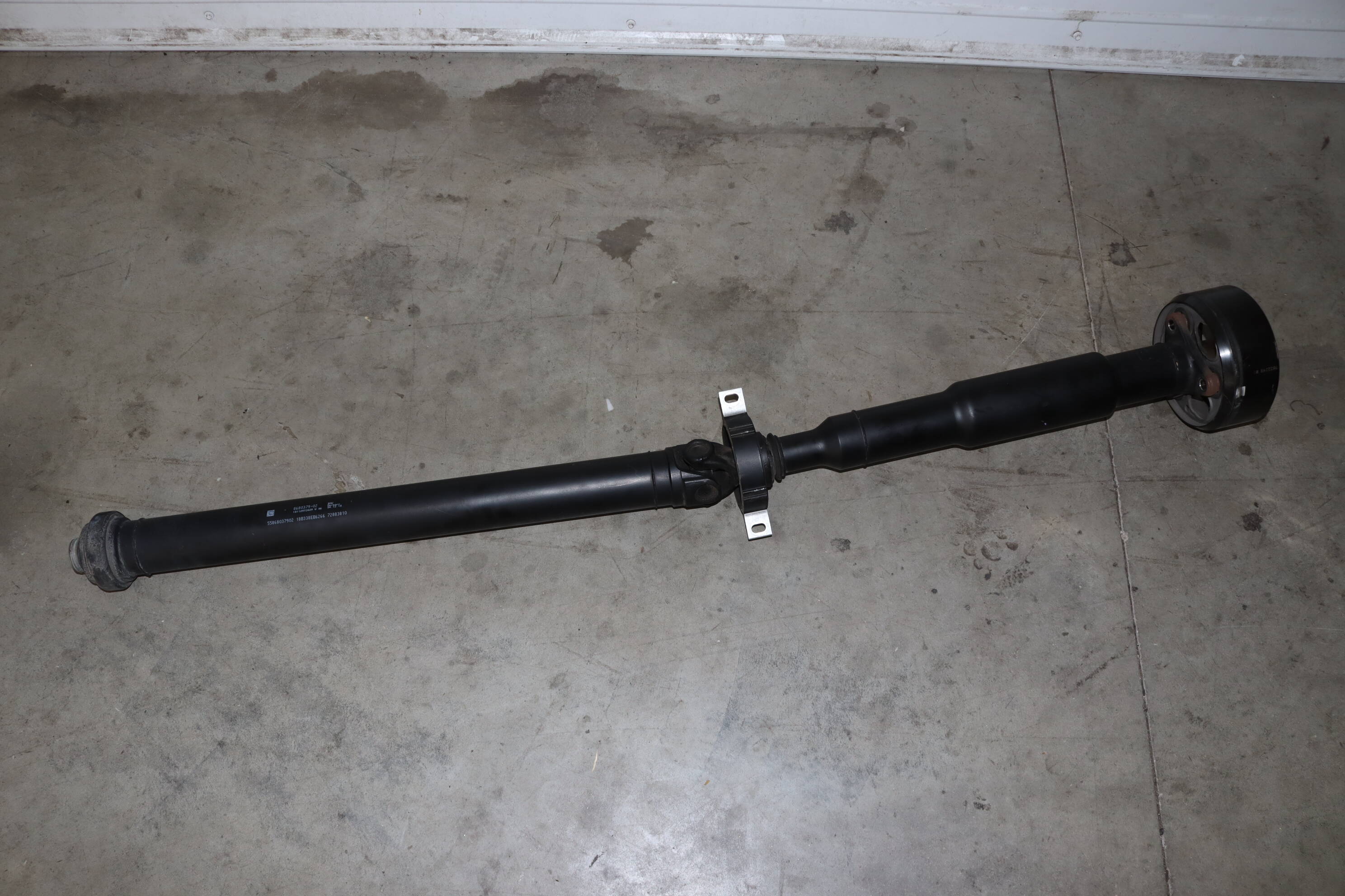 BMW Rear Driveshaft / Propeller Shaft (X4, X3) 26108680379 