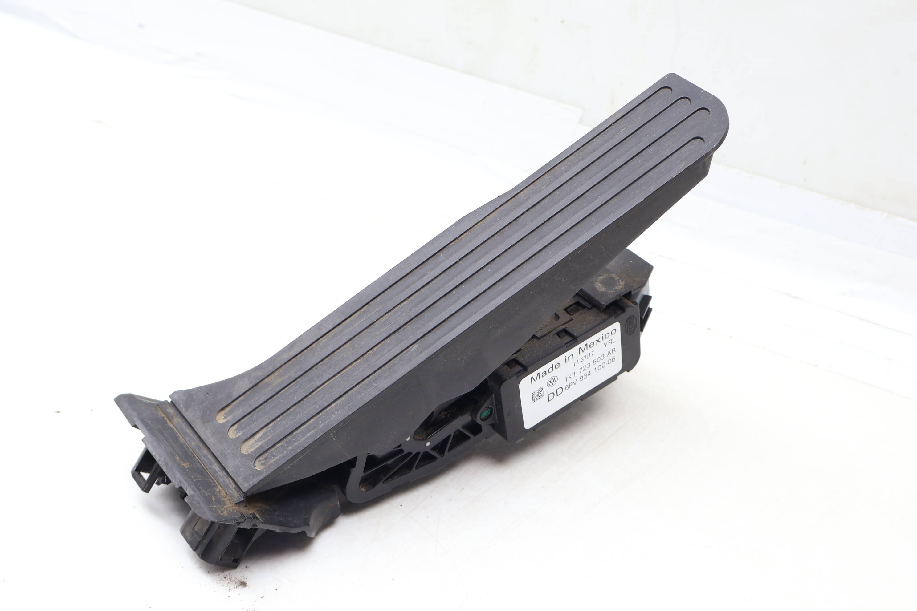 Gas Pedal / Accelerator Module 1K1723503AR