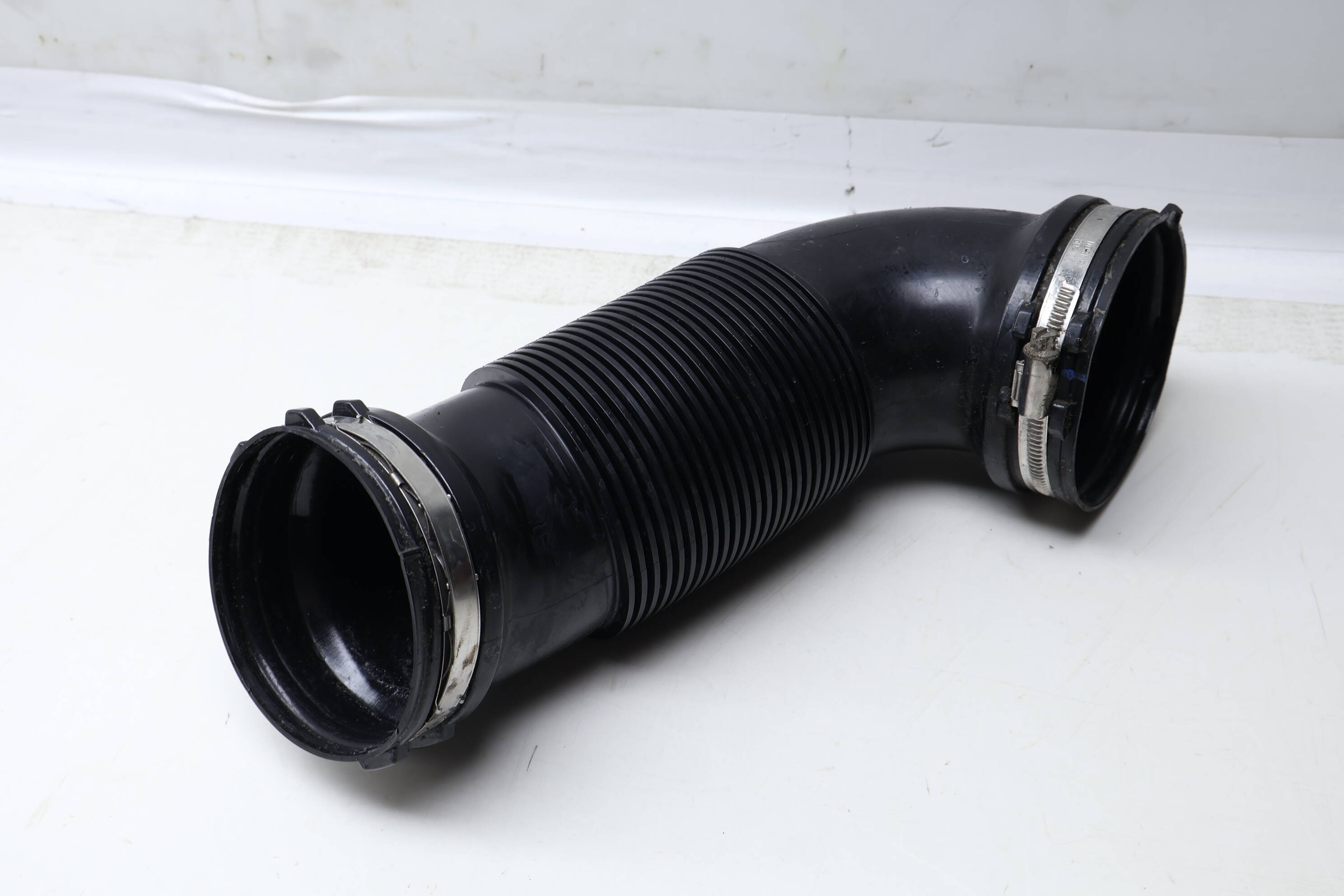 Intake Air Duct / Tube 3QF129680