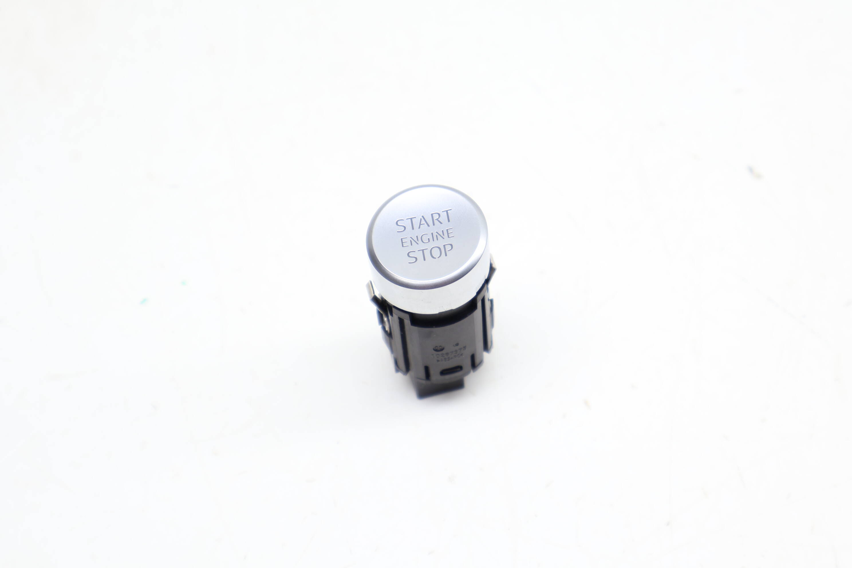 Engine Start / Stop Switch 8W1905217F