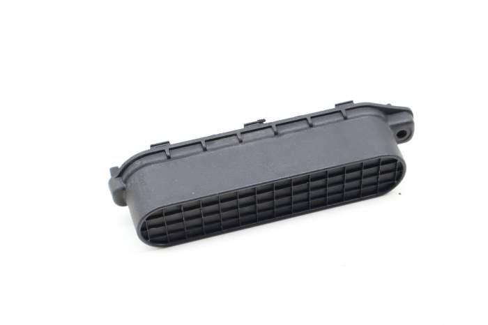 Air Intake Duct / Grille FPLA9A676BB main product photo