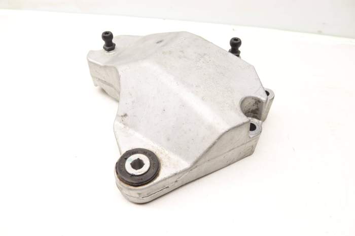 Engine / Motor Mount Bracket 2702230002 main product photo