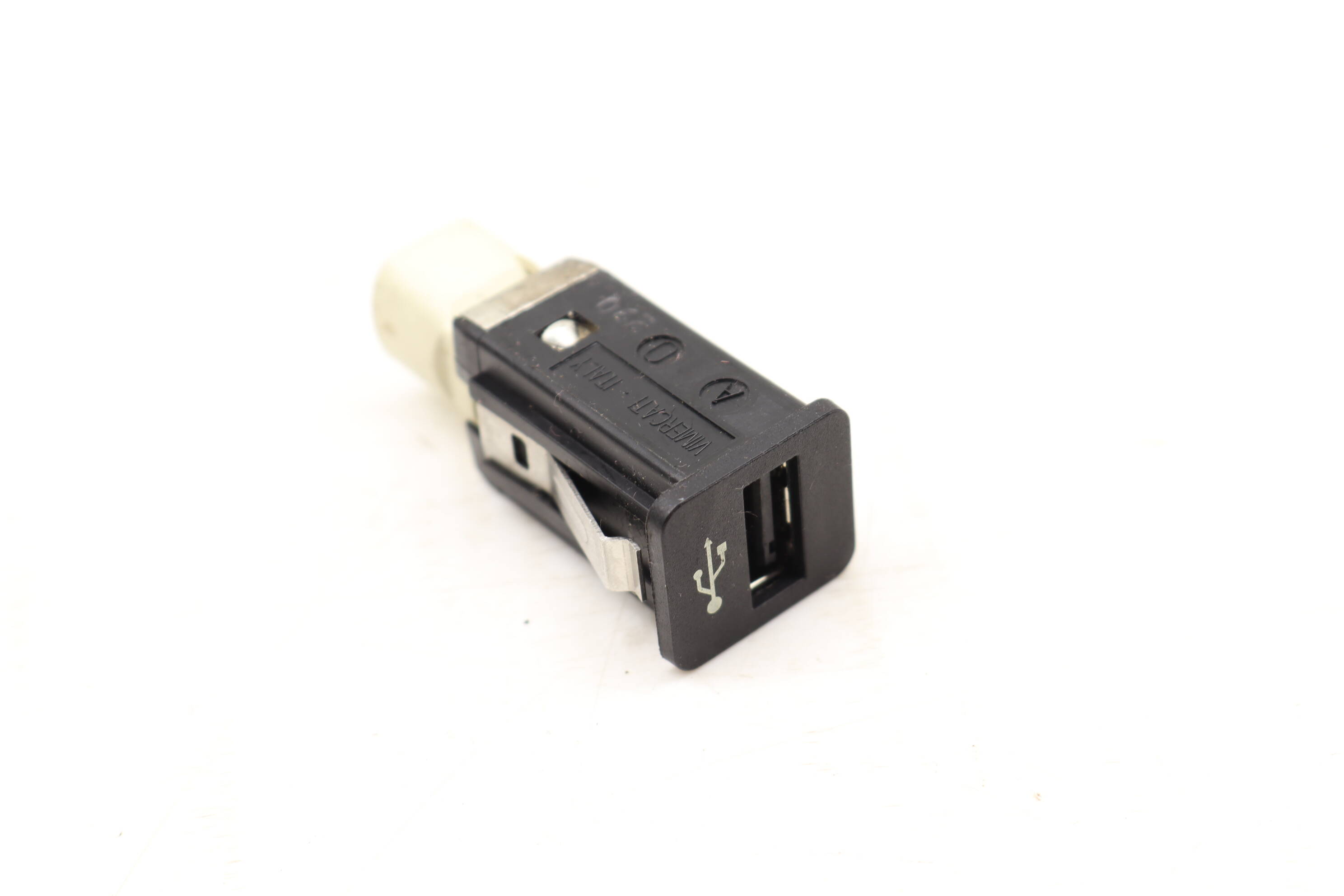 Usb Socket 84109167196