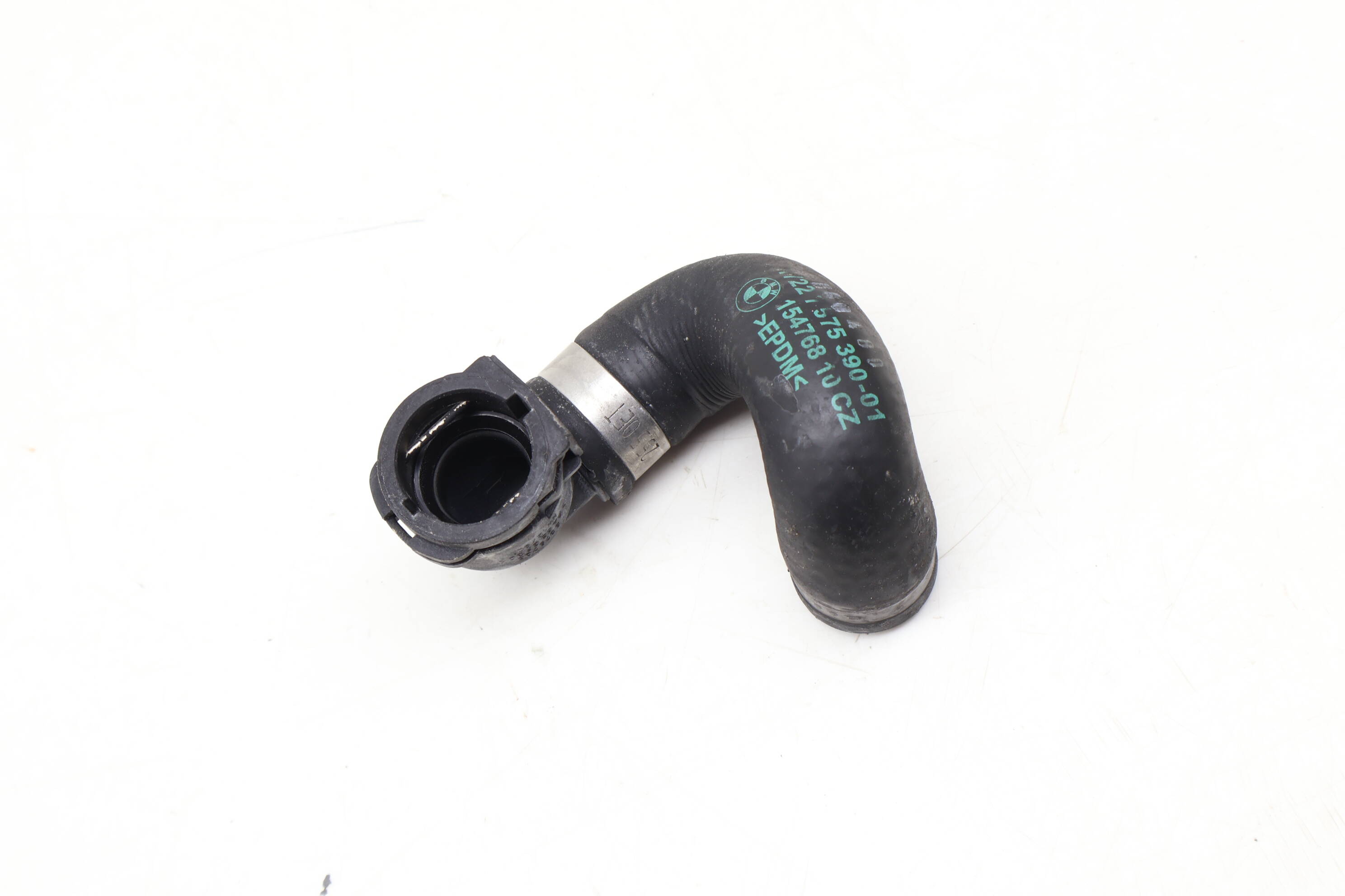 Auxiliary Coolant / Water Pump Hose 17227575390