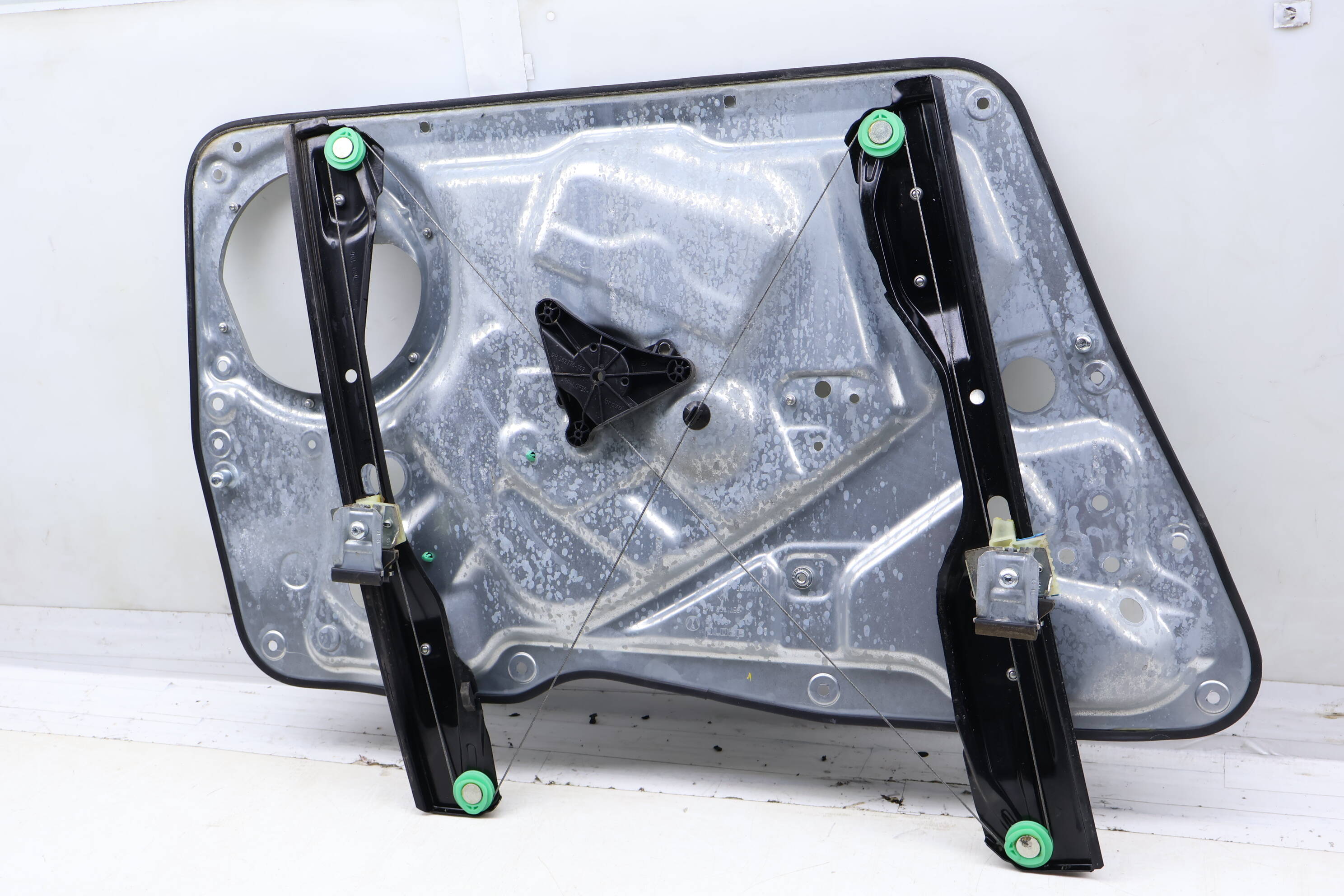 Window Regulator W/ Frame 5N1837730F