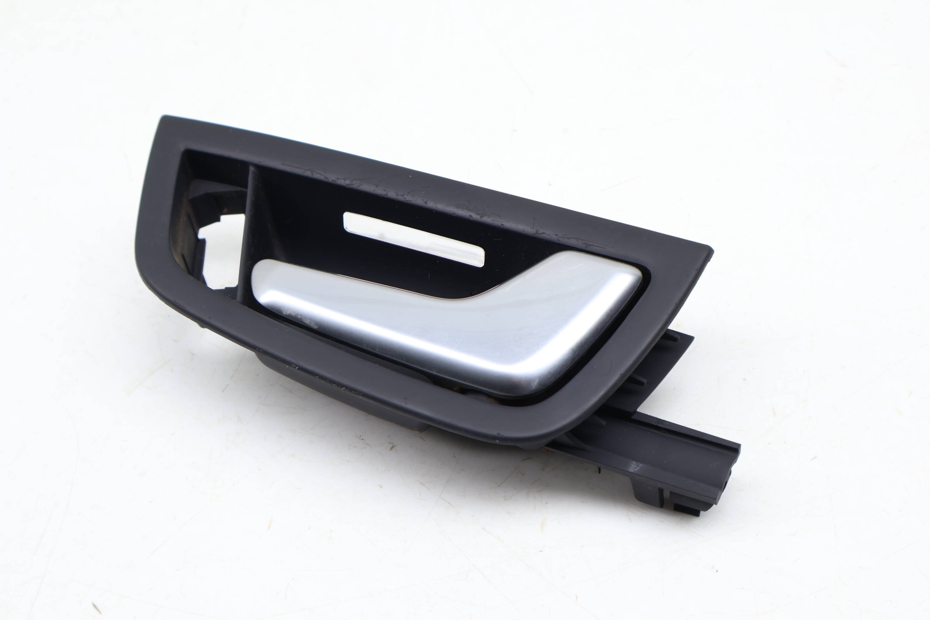 Interior Door Release / Handle 4E0837020