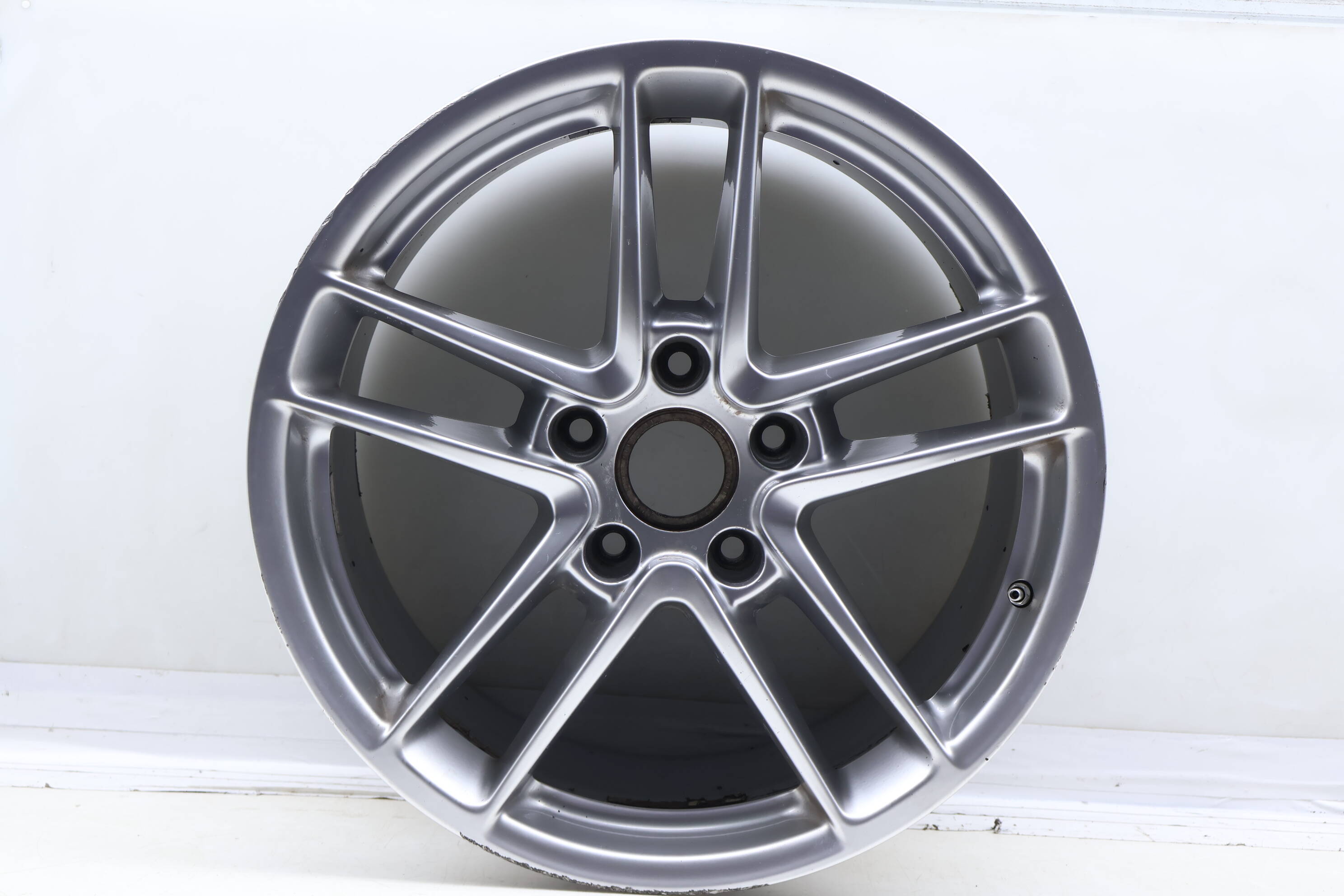 19" Inch Alloy Rim / Wheel 97036216008