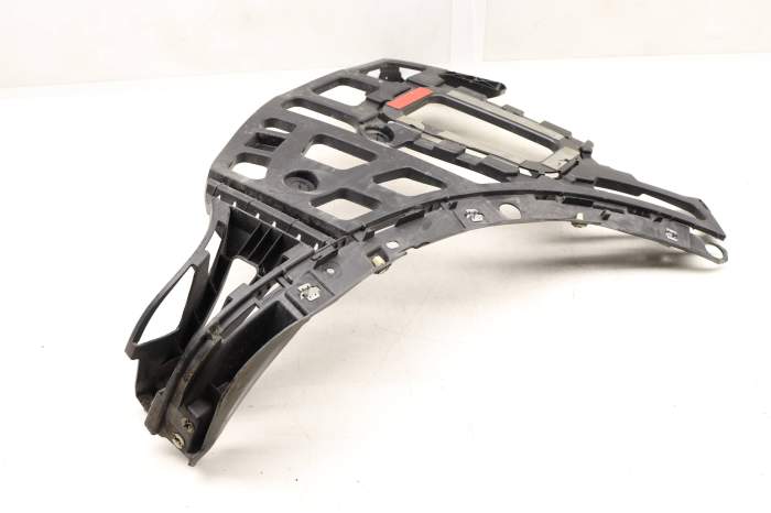 Upper Bumper Cover Bracket 7P5807772 95850577200 main product photo