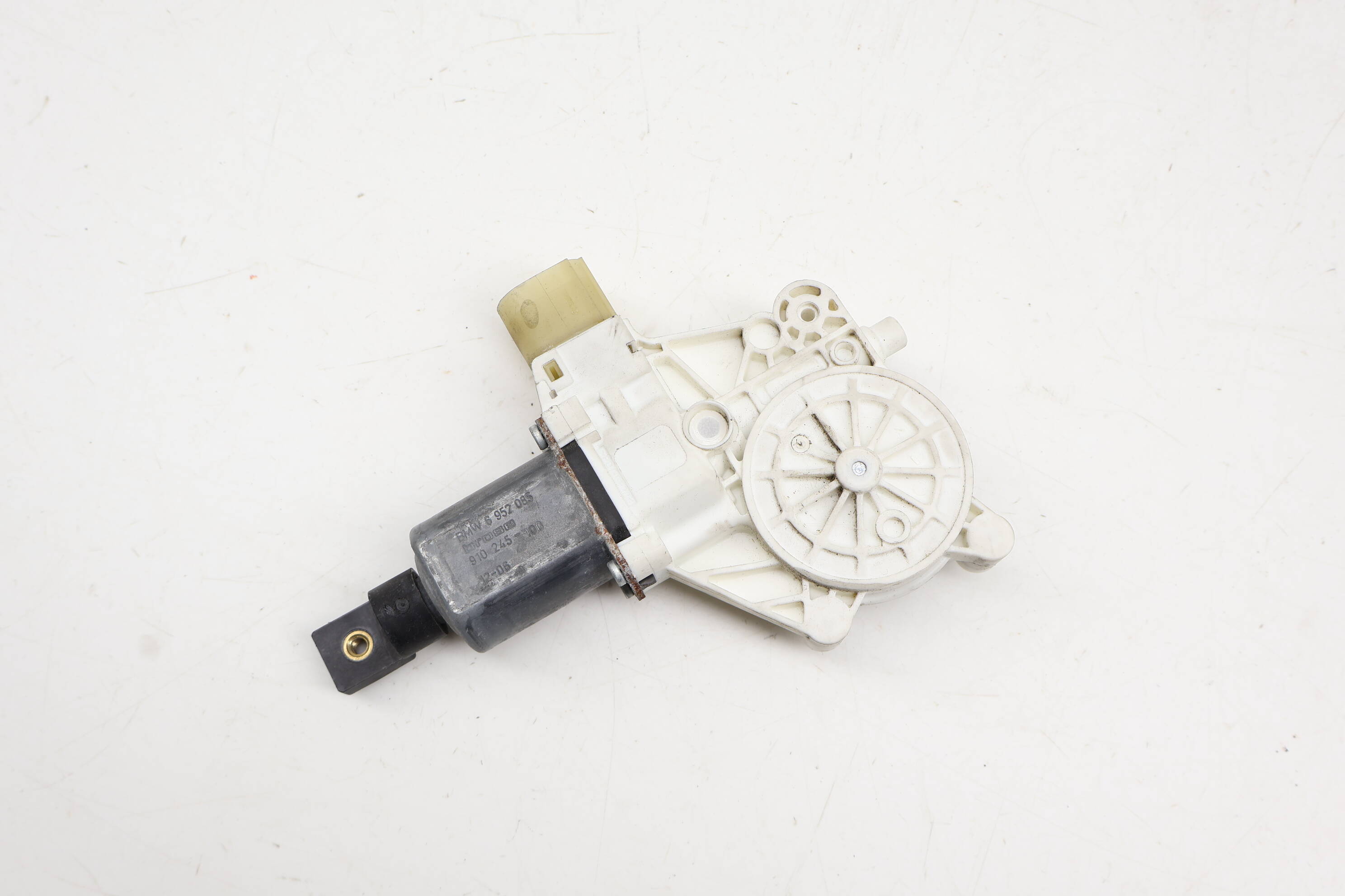 Power Window Motor 67626952085