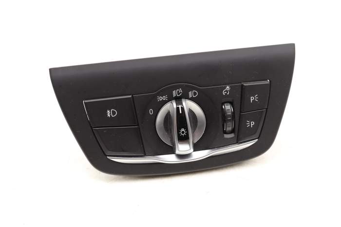 Headlight Dial / Fog Light Switch 61319472964 main product photo