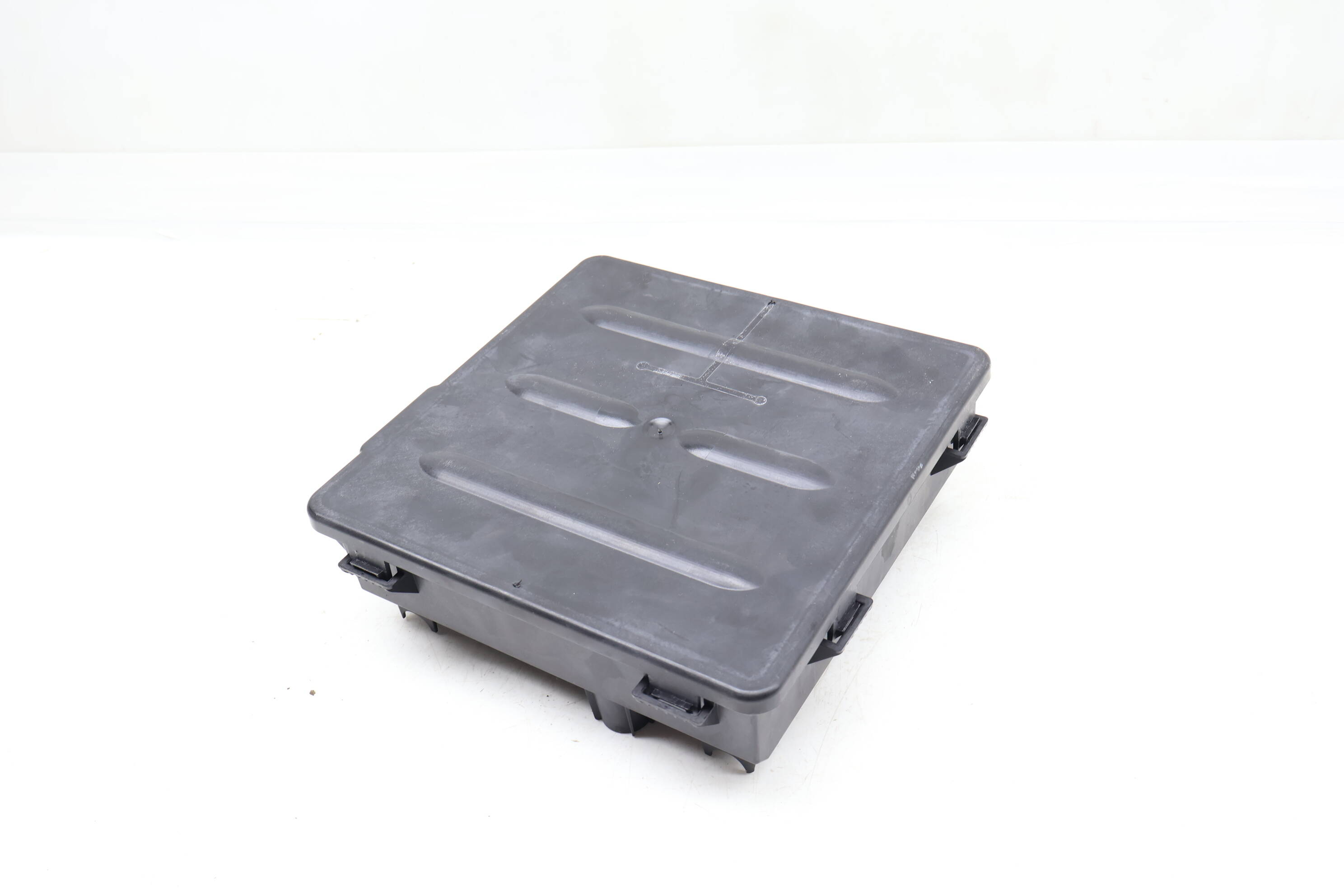 Bluetooth Wireless Interface Control Module Housing 8J0937121A