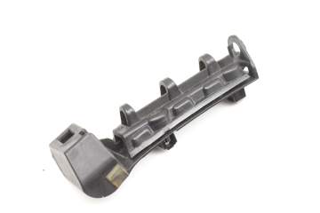 Bumper Guide / Bracket 4G5807890 Bumper Guide / Bracket 4G5807890