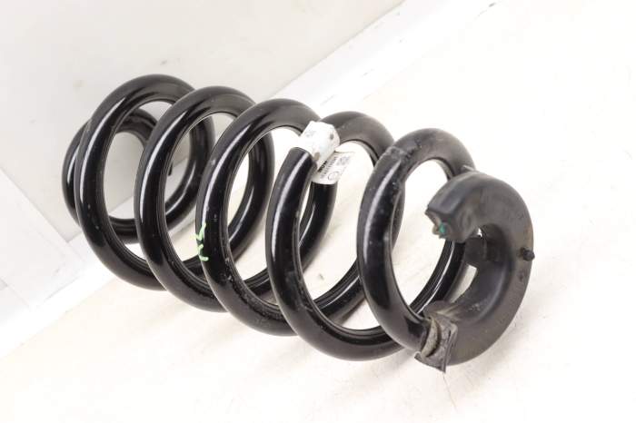 Coil Spring 1EA511103H main product photo