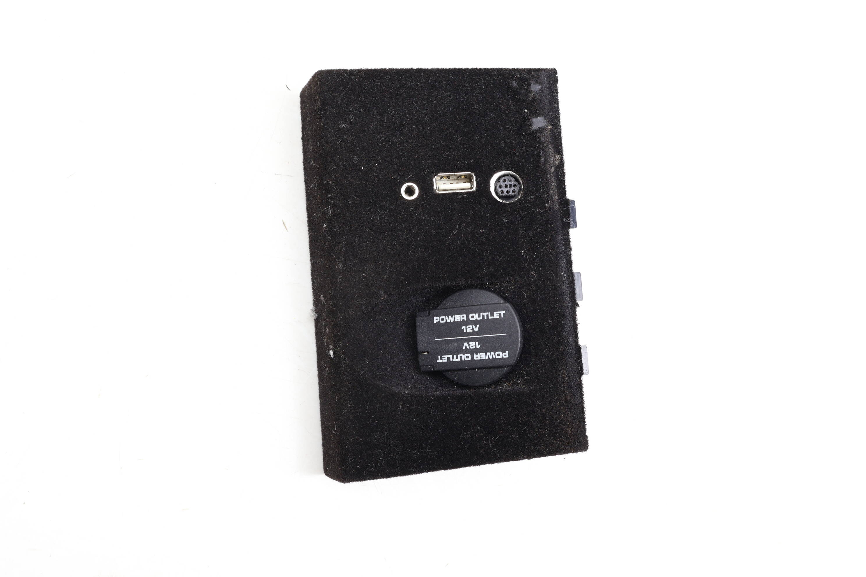 Usb / Power Outlet / Trim 97055334502