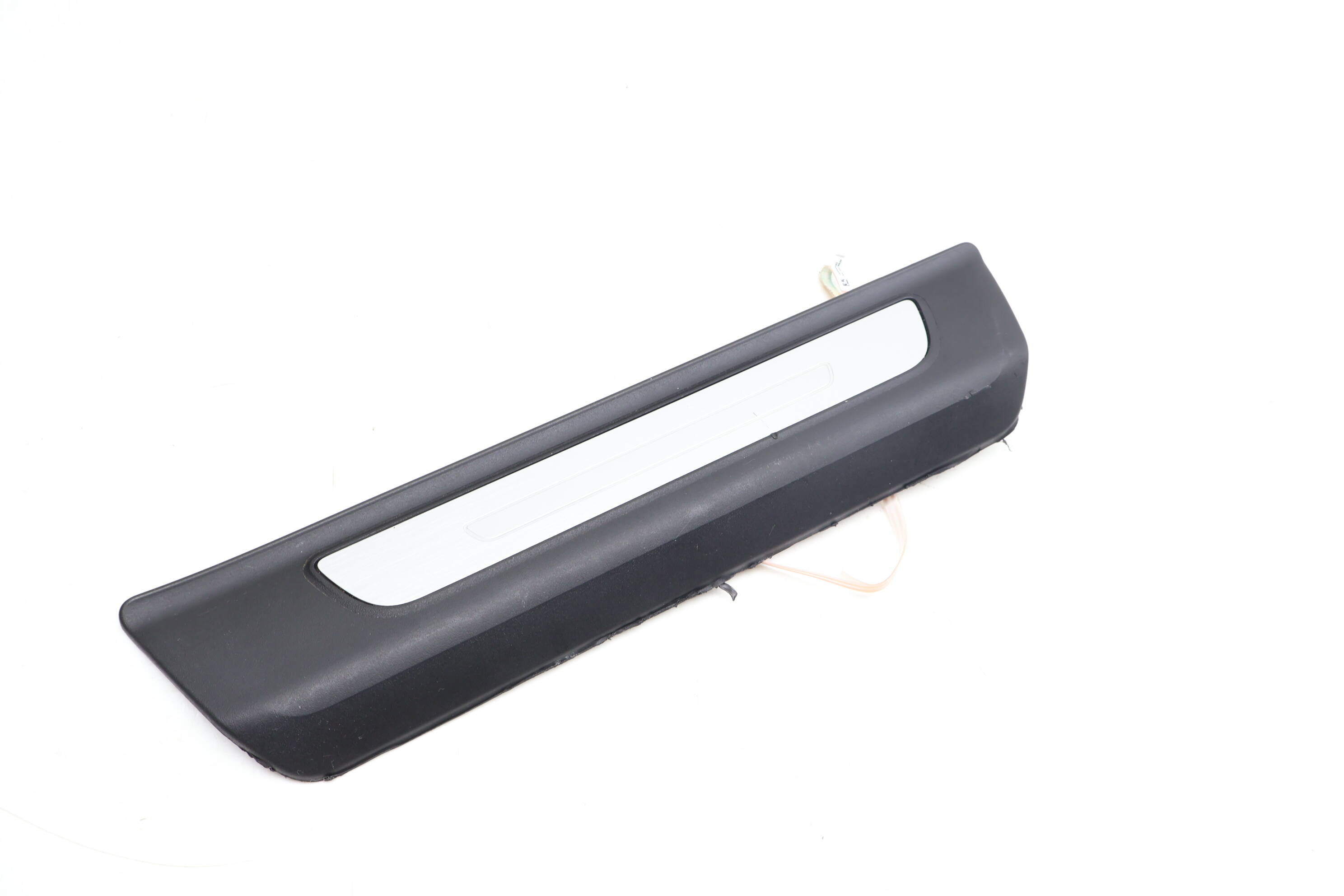 Door Sill / Light Bar 4M0947418