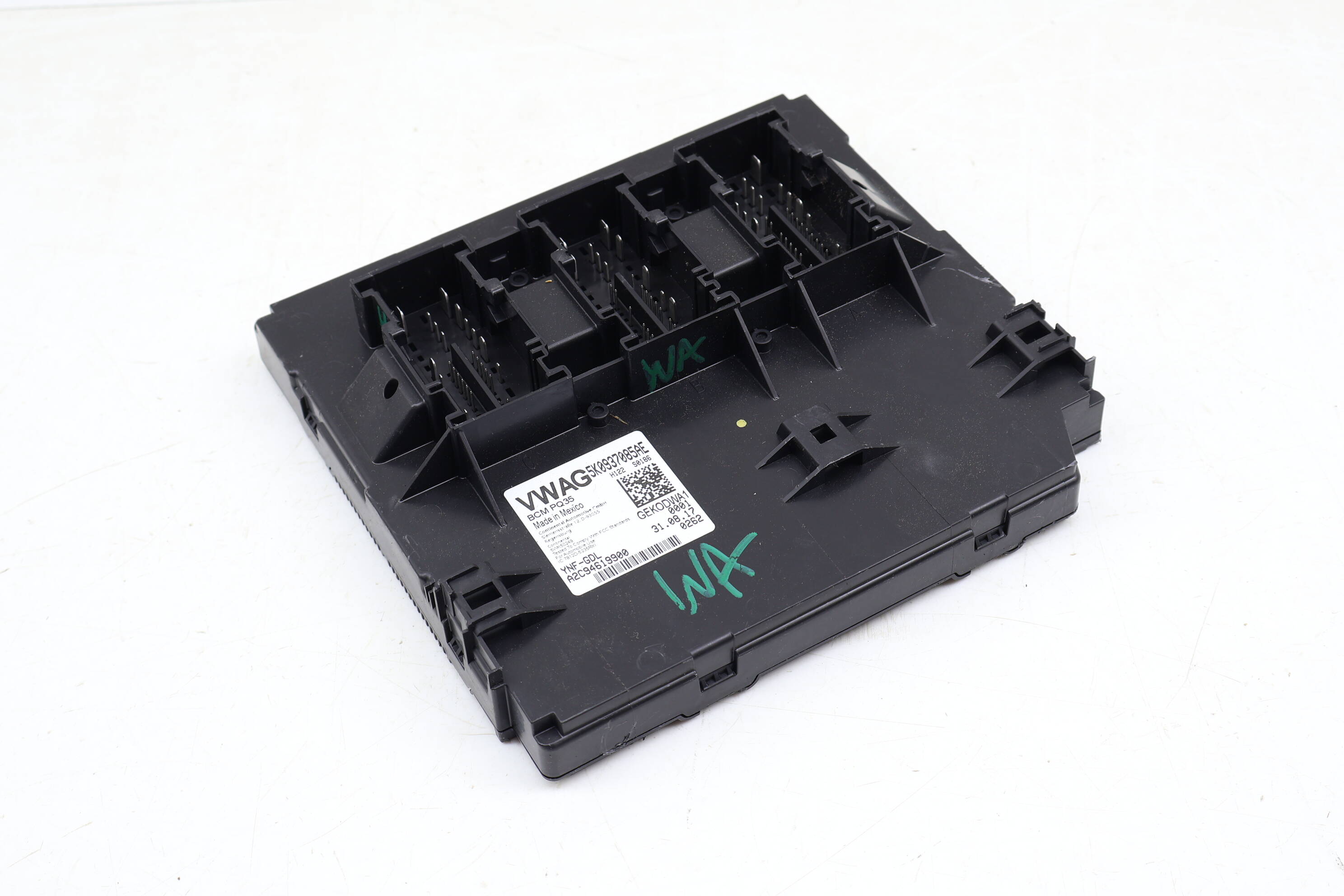 Body Control Module / Bcm 5K0937085AE
