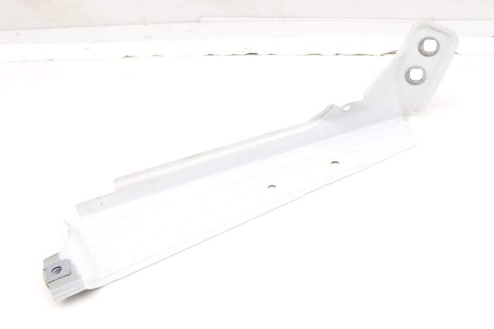 Lower Fender Mount Bracket 41357267325 main product photo