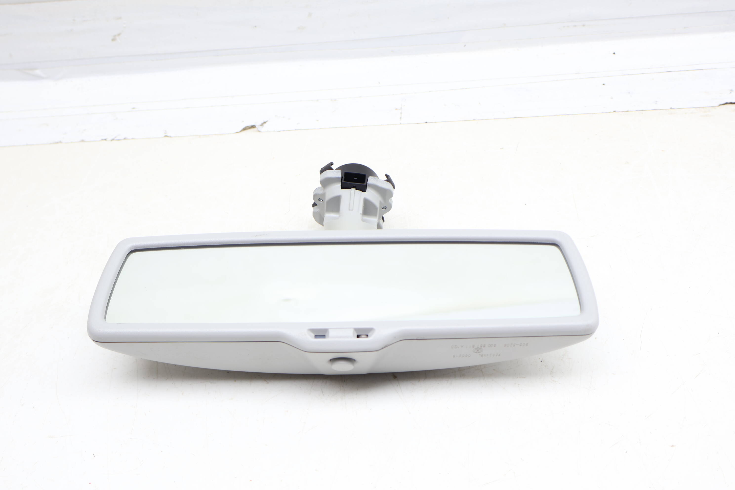 Rear View Mirror W/ Auto Dim 5G0857511A