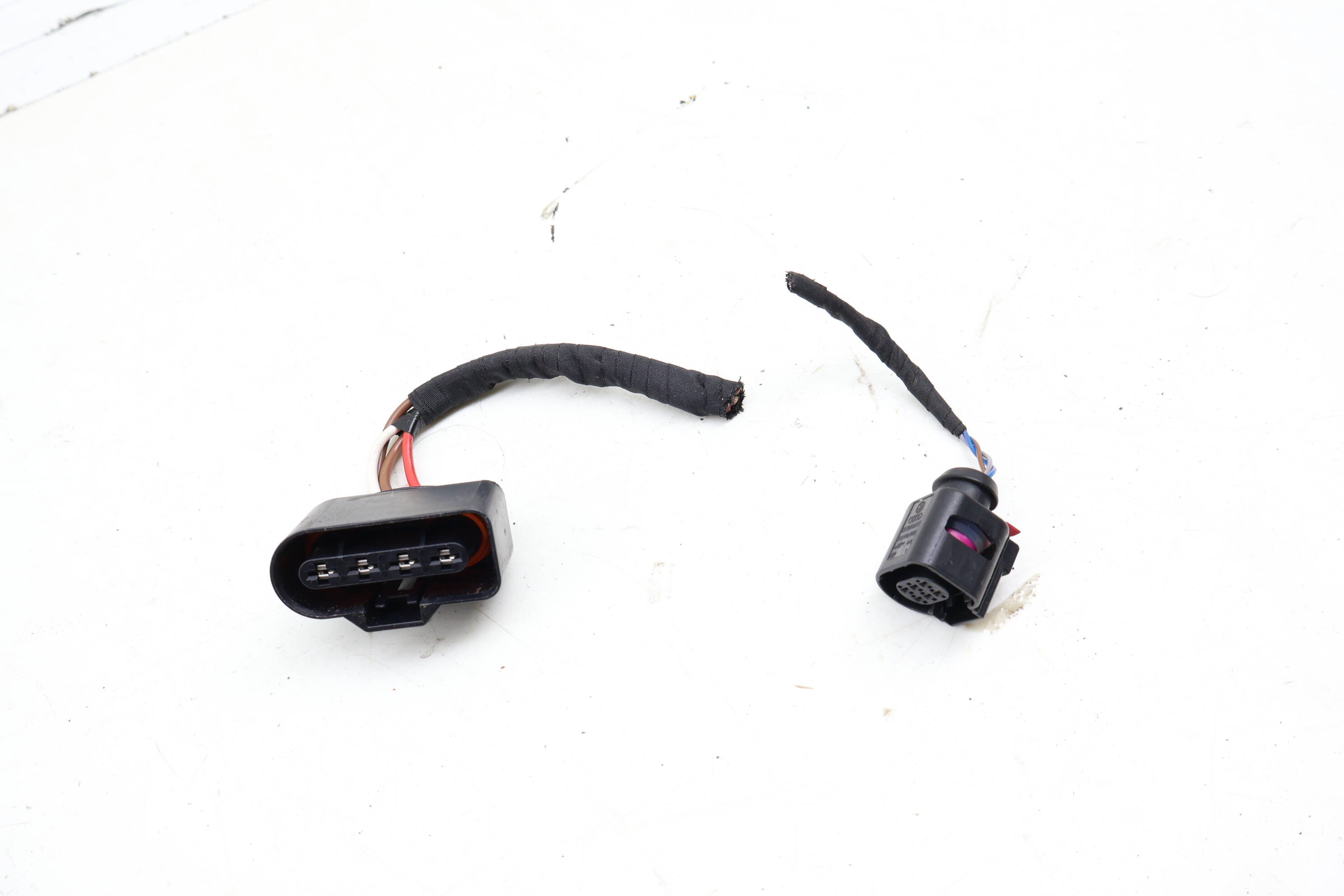 In-Tank Fuel Pump Wiring Connector / Pigtail