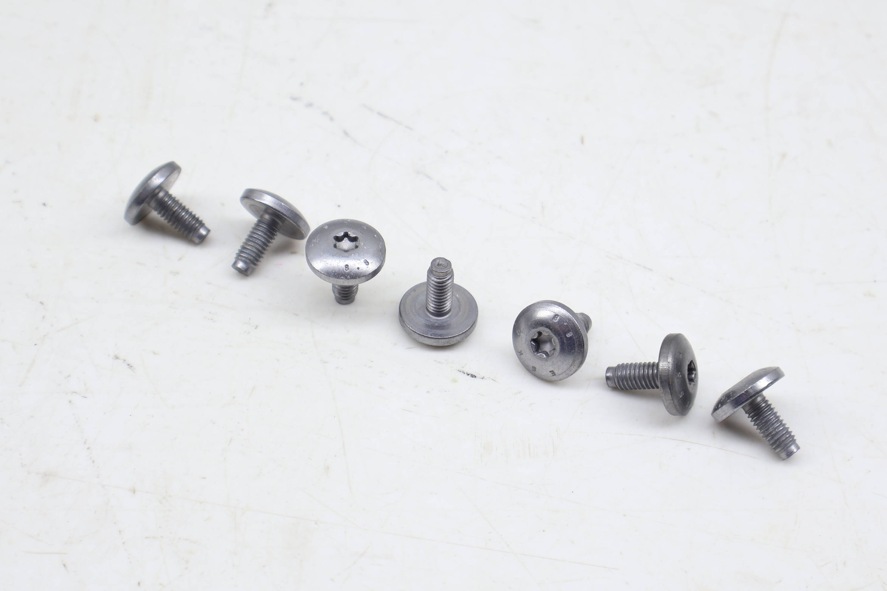 M6x14 Screw / Bolt Set (7) 07147156542