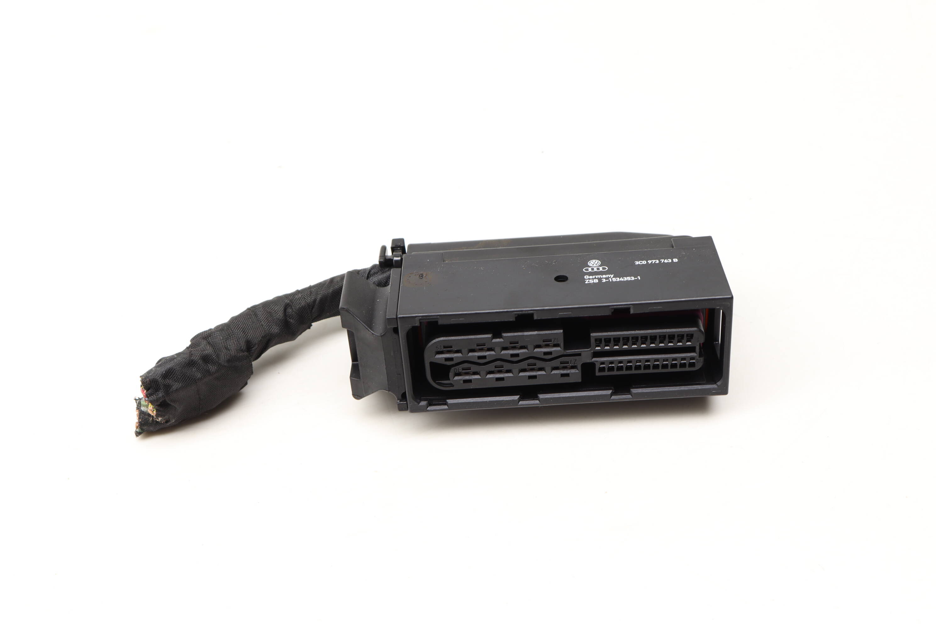 Emergency / Parking Brake Module Wiring Connector / Pigtail