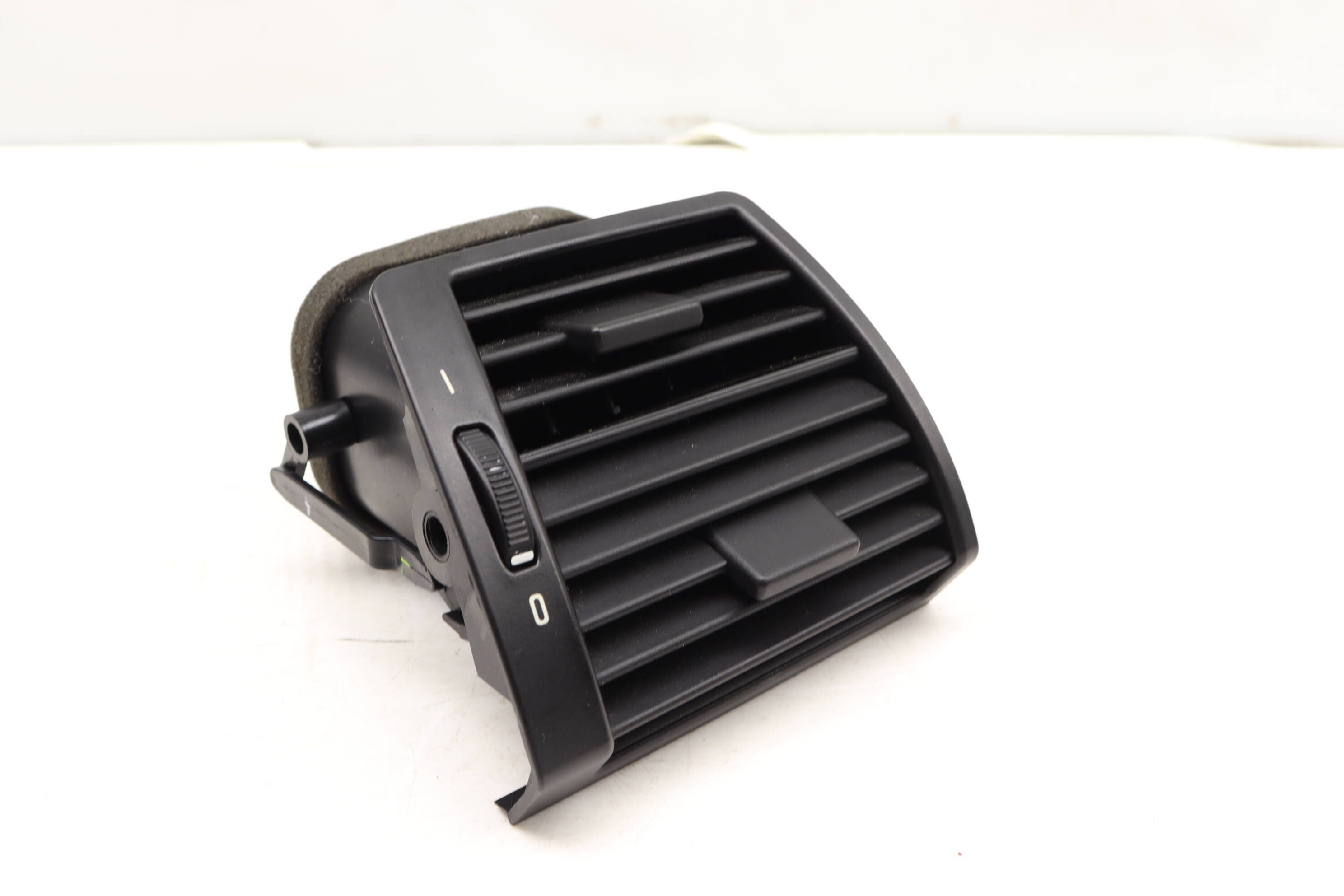 Dash Air Vent 64228402216