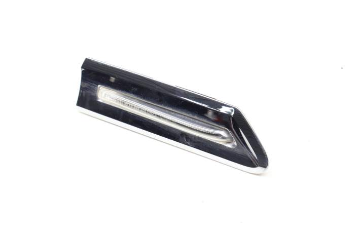 Turn Signal Light 63137203371 main product photo