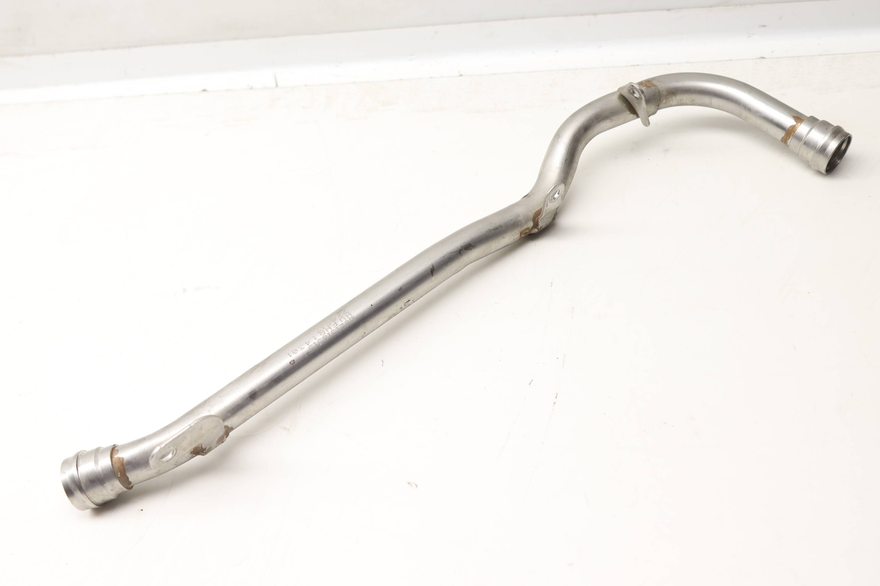 Egr / Secondary Air Pump Line / Pipe 06E131831S