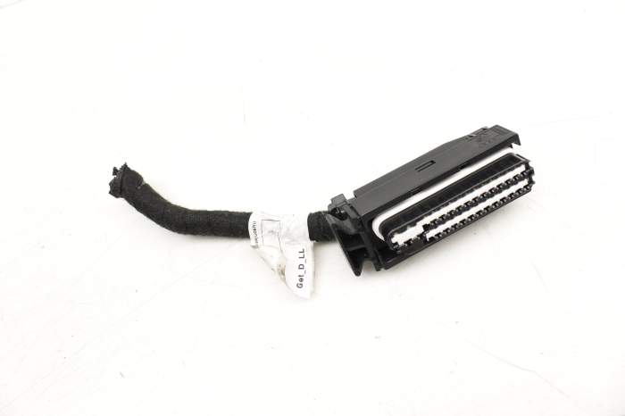 Tcu / Tcm / Transmission Control Module Wiring Harness Connector main product photo