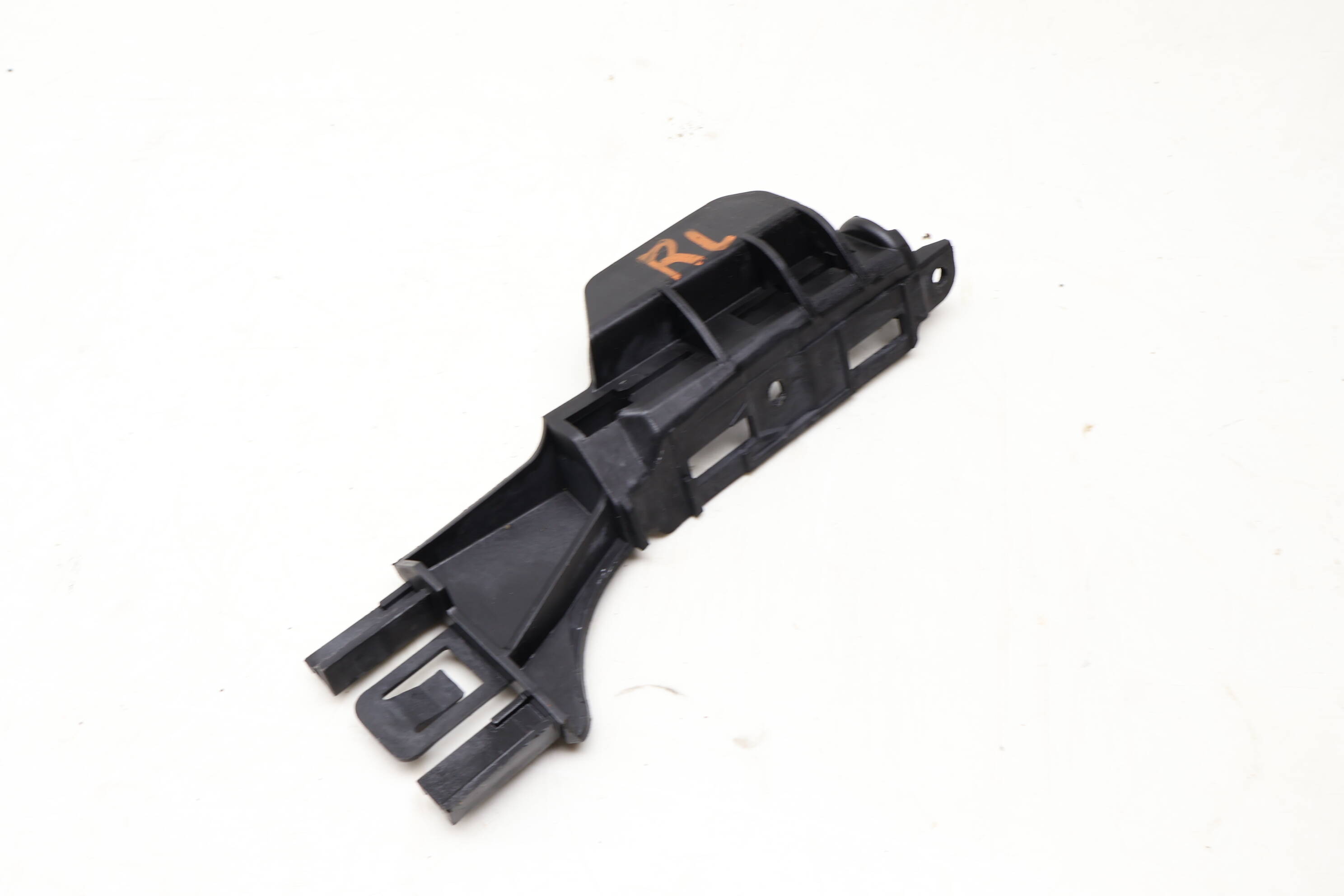 Bumper Guide / Bracket 8T0807889