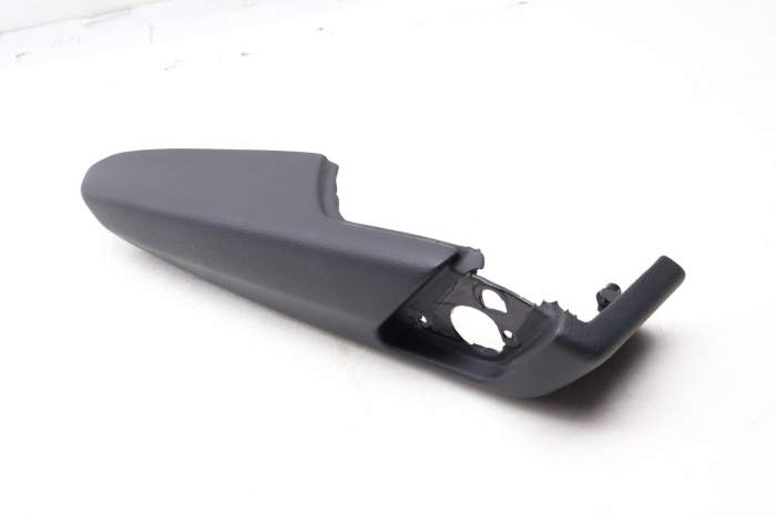 Door Panel Armrest / Arm Rest 80A867373 main product photo
