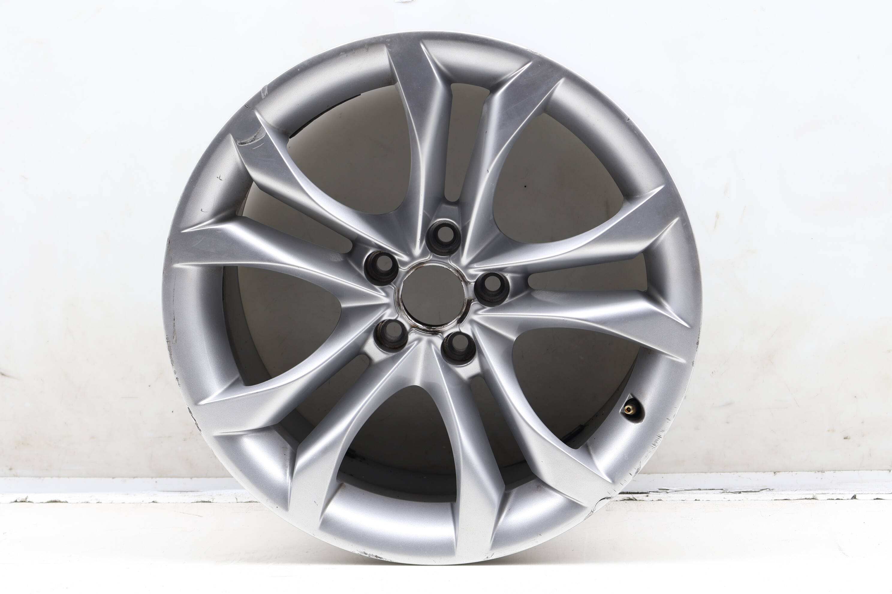 18" Inch Alloy Rim / Wheel 8T0601025CL