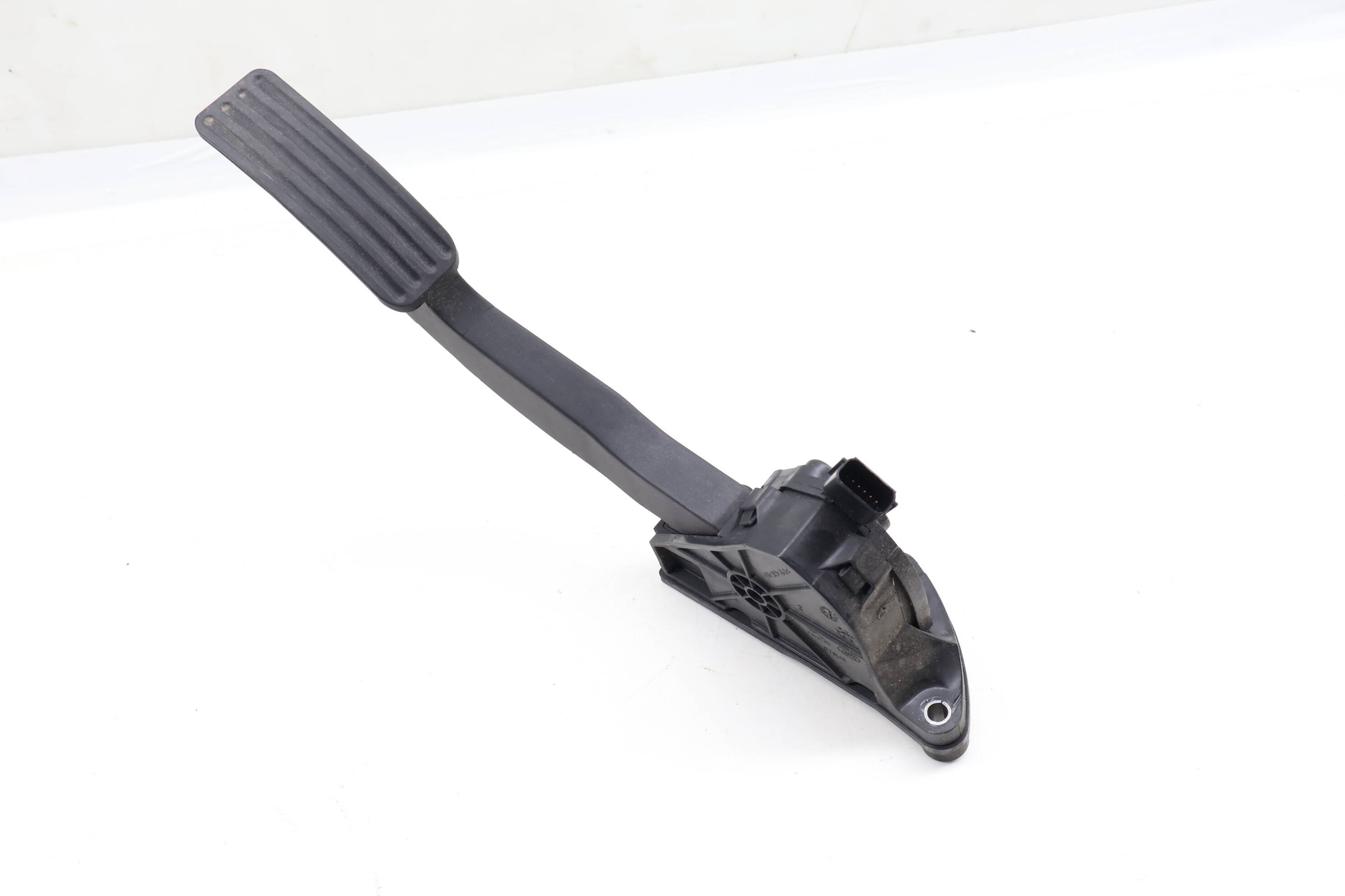 Gas Pedal / Accelerator Module GK529F836AA