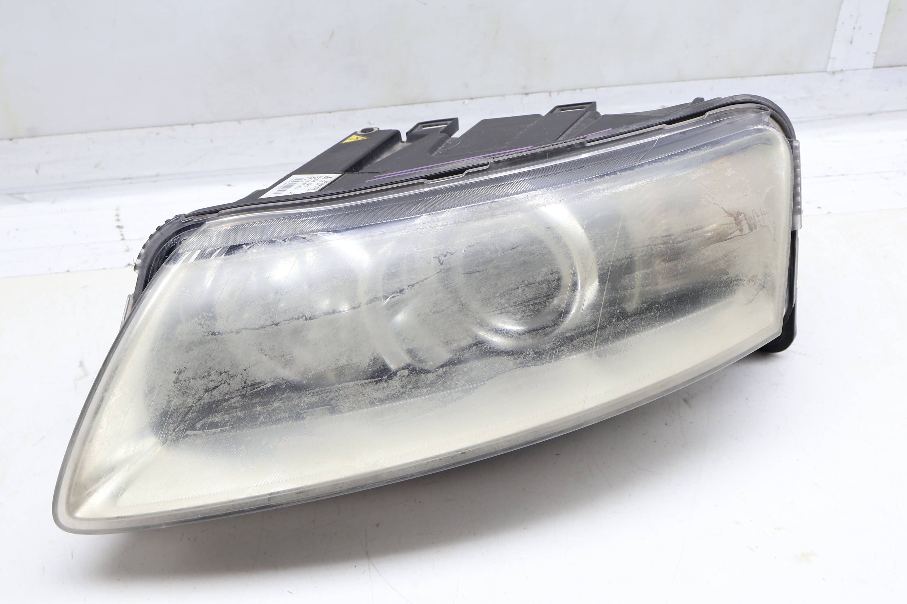 Dynamic Hid Xenon Headlight / Headlamp 4F0941003