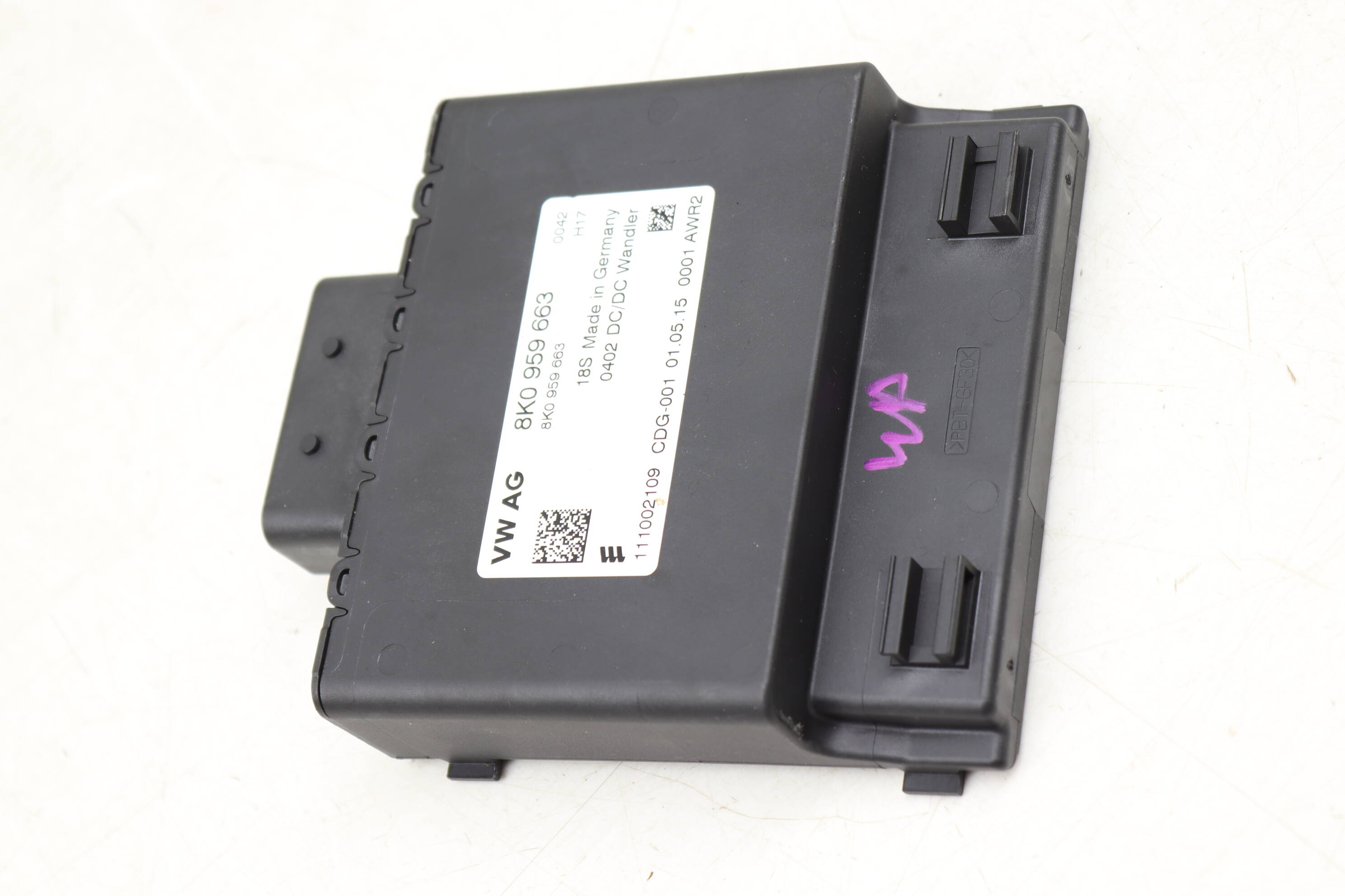 Voltage Stabilizer Control Module 8K0959663